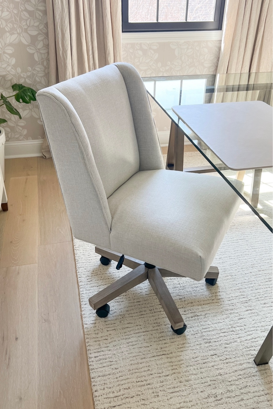 Serena and lily, Home Depot, home office, wool rug, desk chair, home decor, spring decor, neutral decor

#LTKhome #LTKstyletip #LTKsalealert