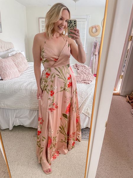 Lulus wedding guest dress. Very flattering, would be pretty for any spring or summer function! 

#LTKmidsize #LTKstyletip #LTKwedding