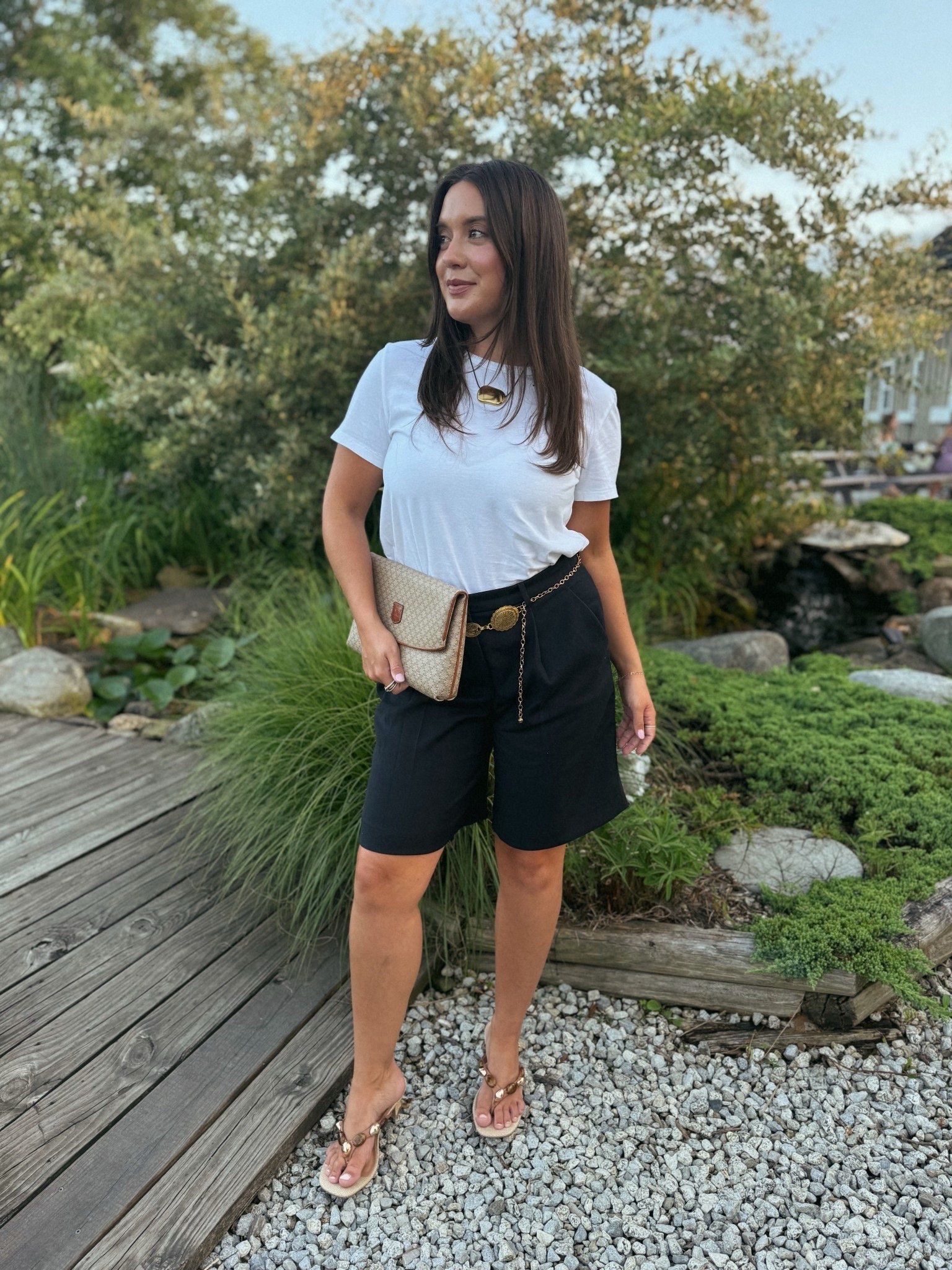 Love these midrise shorts! Wearing my true size 



#LTKootd