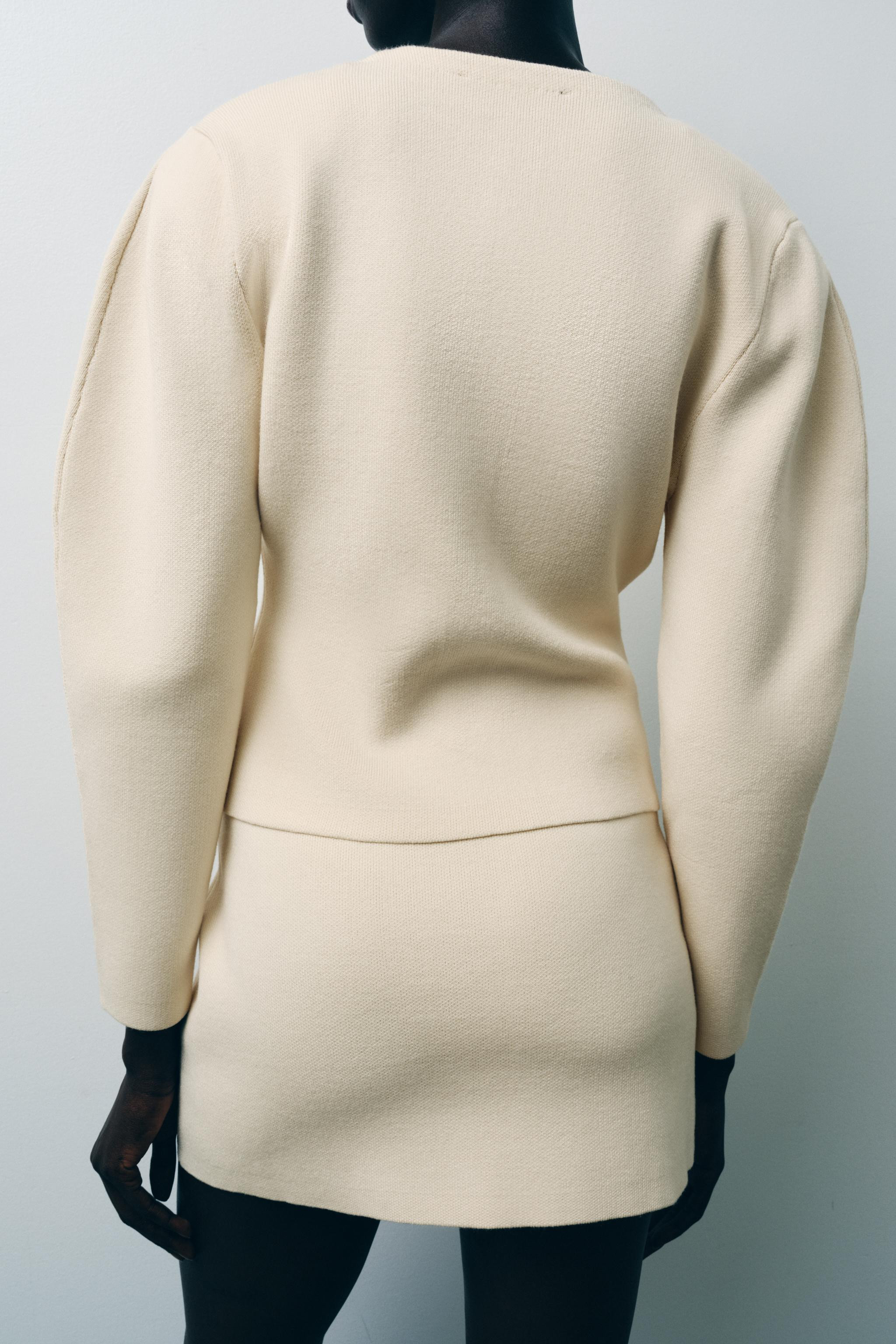 FITTED CARDIGAN WITH BUTTONS | Zara US