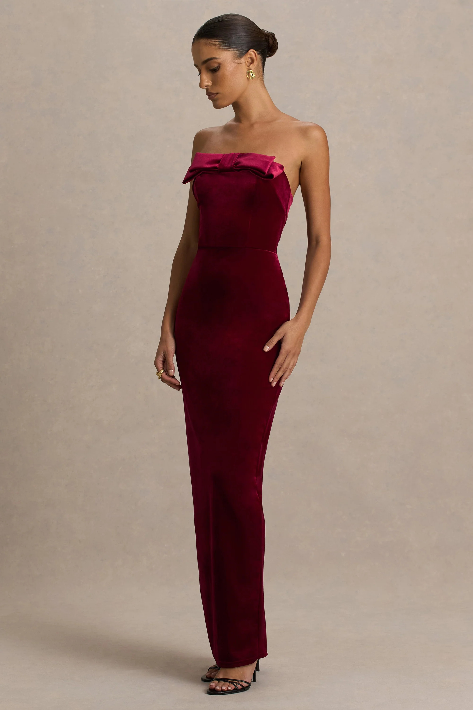 Illusion  Burgundy Velvet Bandeau Maxi Dress With Bow Detail | Club L London