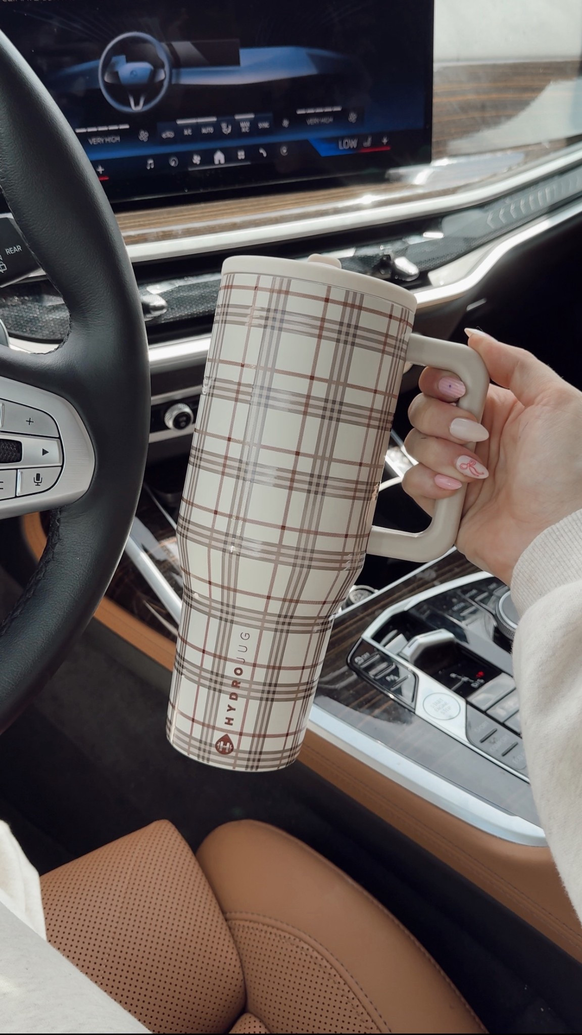 Fall Hydrojug

#LTKFallSale #LTKSeasonal #LTKFindsUnder50