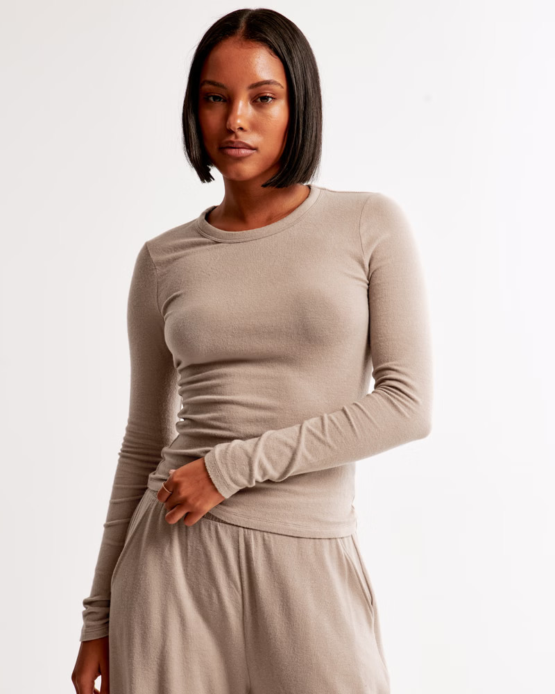 Long-Sleeve Cozy Lounge Knit Tuckable Crew Tee | Abercrombie & Fitch (US)