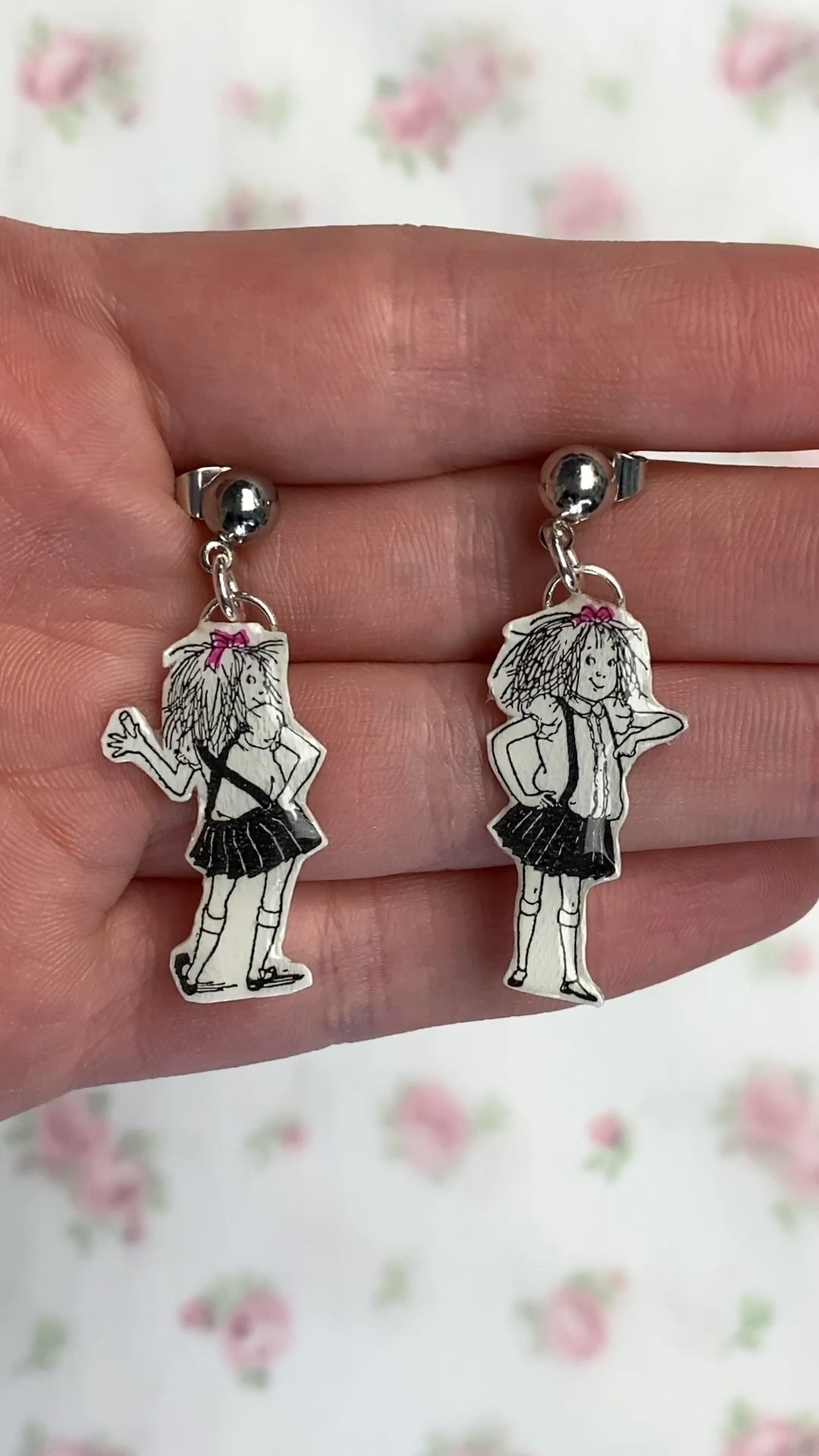 Christmas outfit ideas 🎀 day 6 - Eloise at Christmastime

How cute are these napkins from @daydream society - they were perfect for making diy earrings! Although truthfully it may have been easier to use printable shrinky dinks 💀

outfit - @Cider (code: “WELLERMEGS15” 15% off) 

#christmasoutfits #diyjewelry #winteroutfit 

#LTKGiftGuide #LTKootd #LTKHoliday