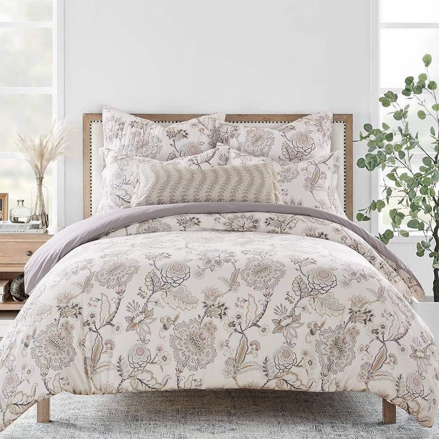 Levtex Home - Ophelia Blush Comforter Set - Full/Queen Comforter + Two Standard Pillow Cases - Fl... | Amazon (US)