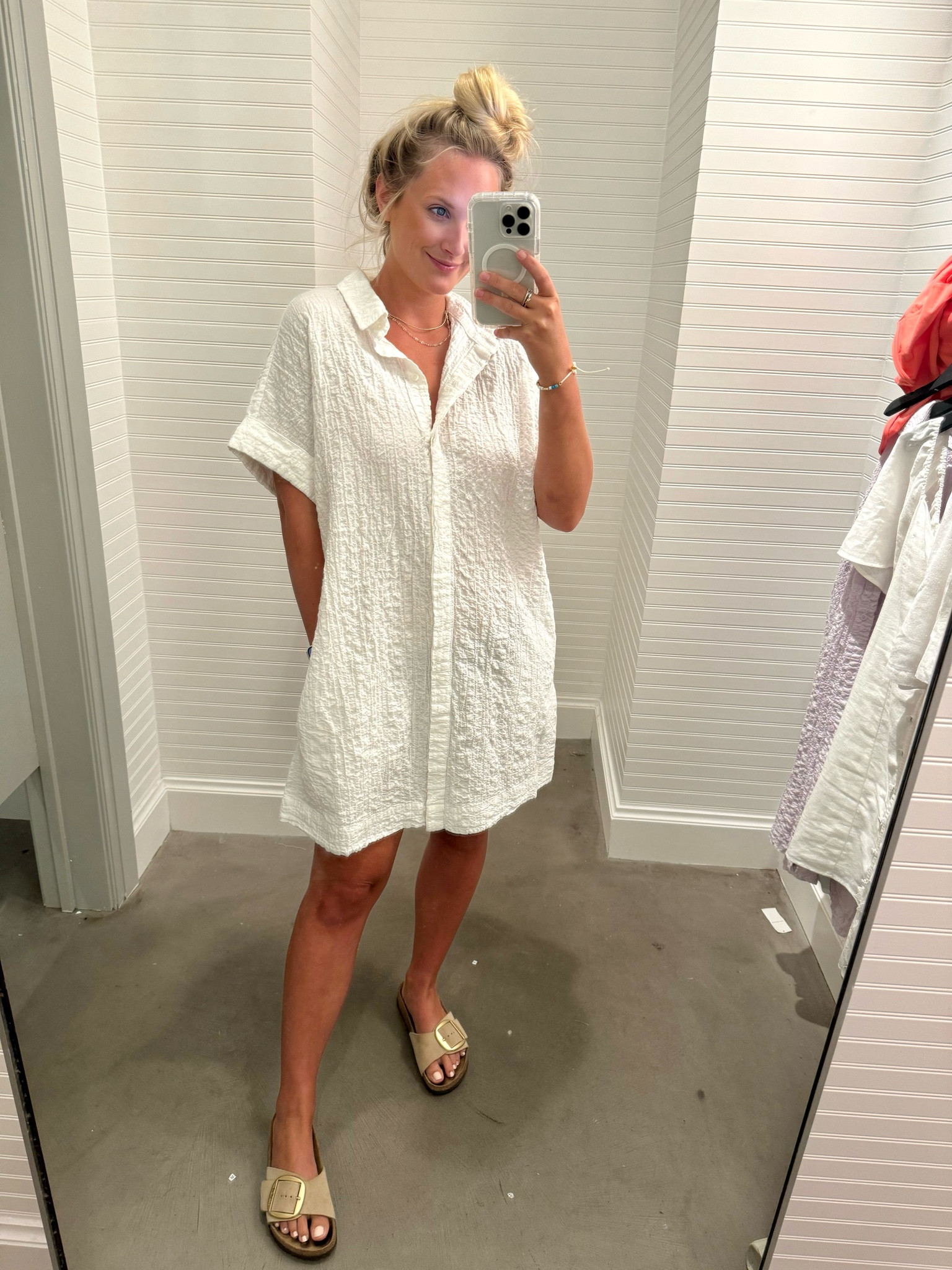 Loving this adorable dress, and it’s currently on sale under $60

Beach Outfit Dress White Casual Collar Button Down Sandals Costal Vacation Comfy Sale Clearance 

#LTKFindsUnder100 #LTKWorkwear #LTKTravel