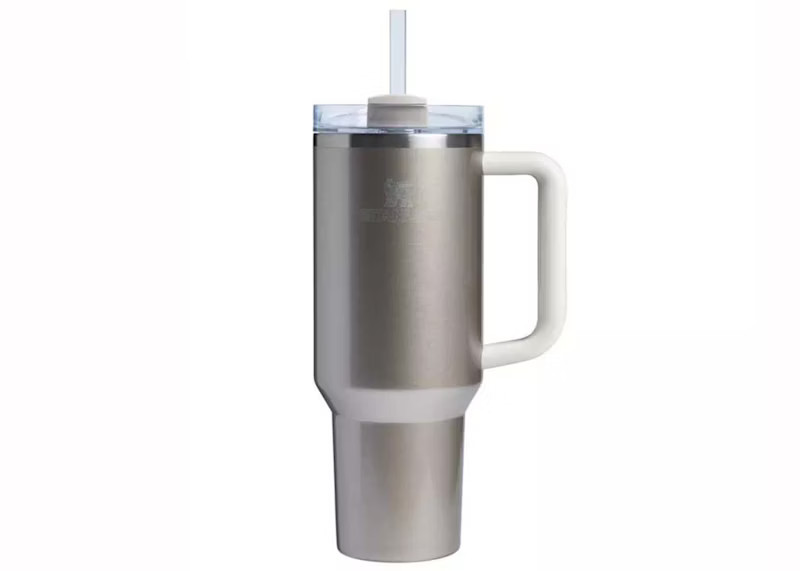 Stanley x e.l.f Cosmetics Flowstate Quencher 40oz Tumbler in Honey Talks | StockX