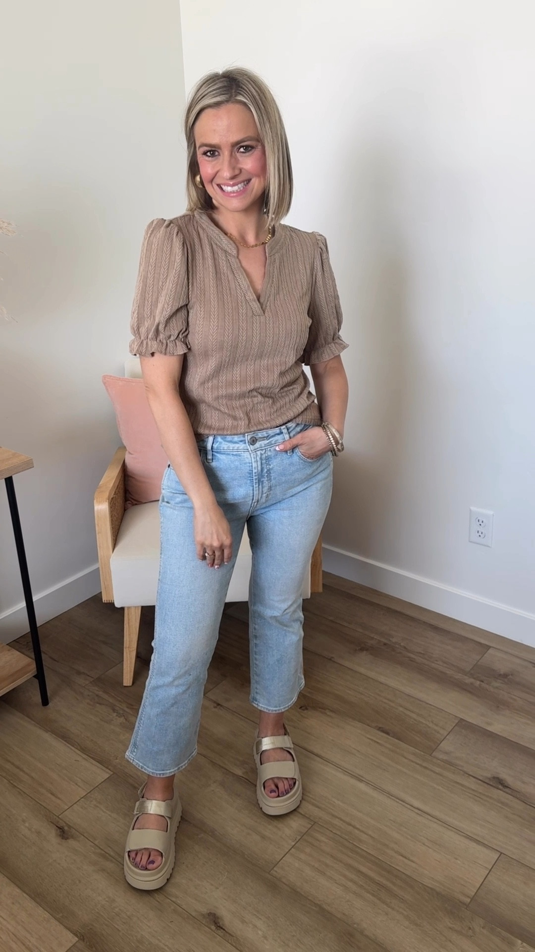If you're a jeans-and-tee girl at heart (but still want to look cute without trying too hard), these 3 Amazon tops are it for summer.☀️ All under $18, all on sale, and all mom-approved. Easy to throw on with your favorite denim and sandals for an effortless look.

Linked them all for you—because stylish doesn't have to mean complicated.

#amazonfashionfinds #summermomstyle #affordablefashion #amazonoutfits #jeansandtee #momstyleinspo #casualchic #budgetfriendlyfashion #easyoutfits #millennialmomstyle #dealmomhacks #momstyleonabudget #amazonclothinghaul #under$20style #summerwardrobeideas #thedealhive
#dokotoo#dokotoofashion#dokotoogirls

#LTKFindsUnder50 #LTKPetite #LTKStyleTip