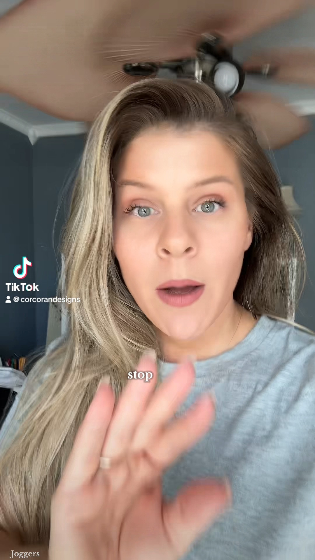 The perfect buttery soft joggers! #joggers #fallfashion #LTKVideo

#LTKStyleTip #LTKSeasonal