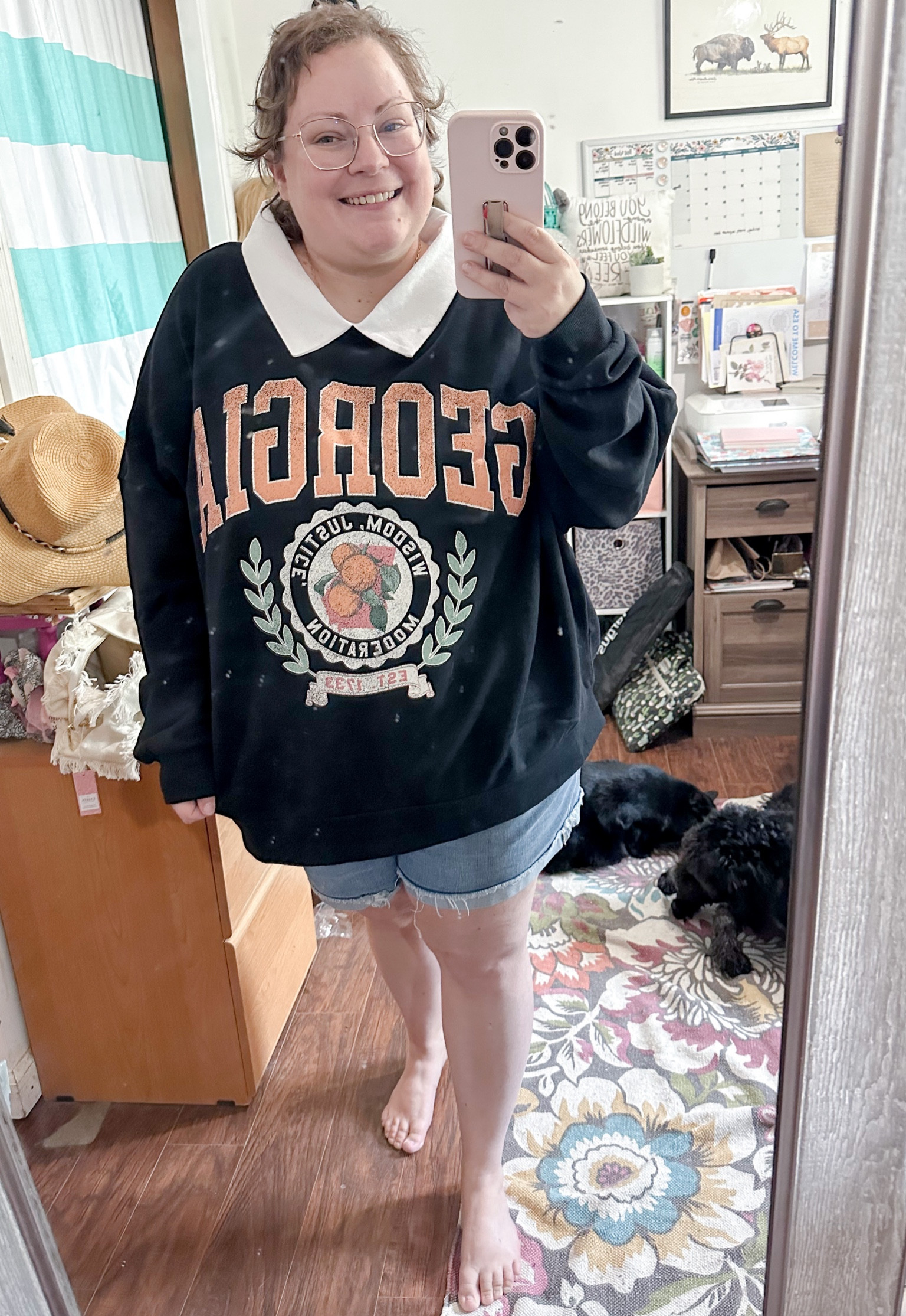 LIVING for this super soft & cozy collared sweatshirt 🥰 Available in XS-3X fits true to size. I’m wearing the 2X 

#LTKplussize #LTKfindsunder50 #LTKsalealert
