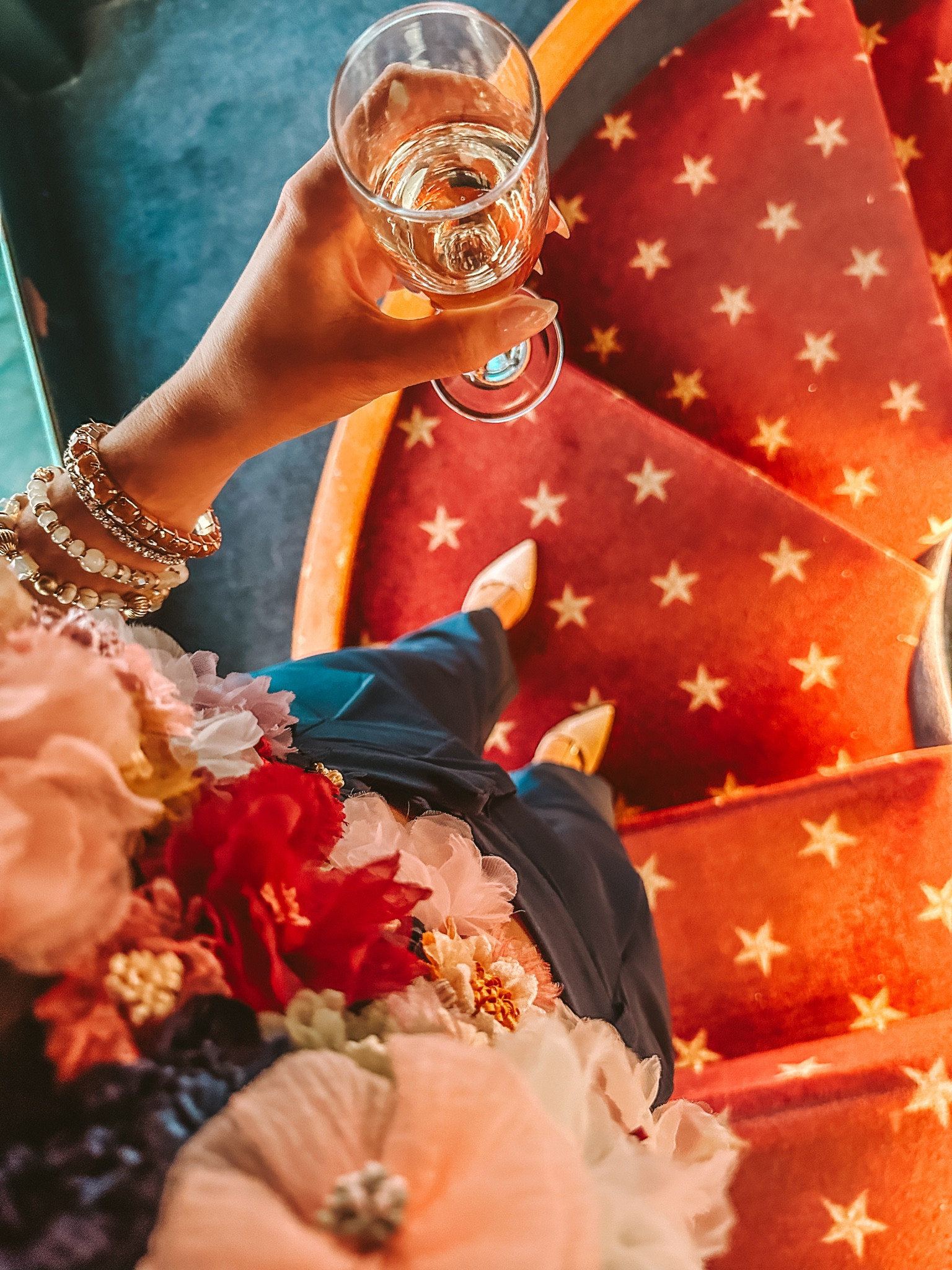 Fancy outfit for a dinner cruise 🤩

#LTKTravel #LTKFindsUnder50 #LTKStyleTip