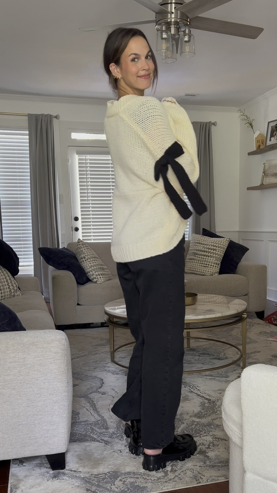 The sweater you NEED for fall!!! It’s the perfect neutral so it will match everything but the bows add so much detail and cuteness to your outfit. Wear it with a LBD to dress it up or pair it with leggings to run errands! 

#LTKSeasonal #LTKVideo #LTKStyleTip