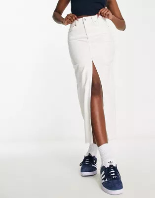 Stradivarius denim maxi skirt with front split in white | ASOS (Global)