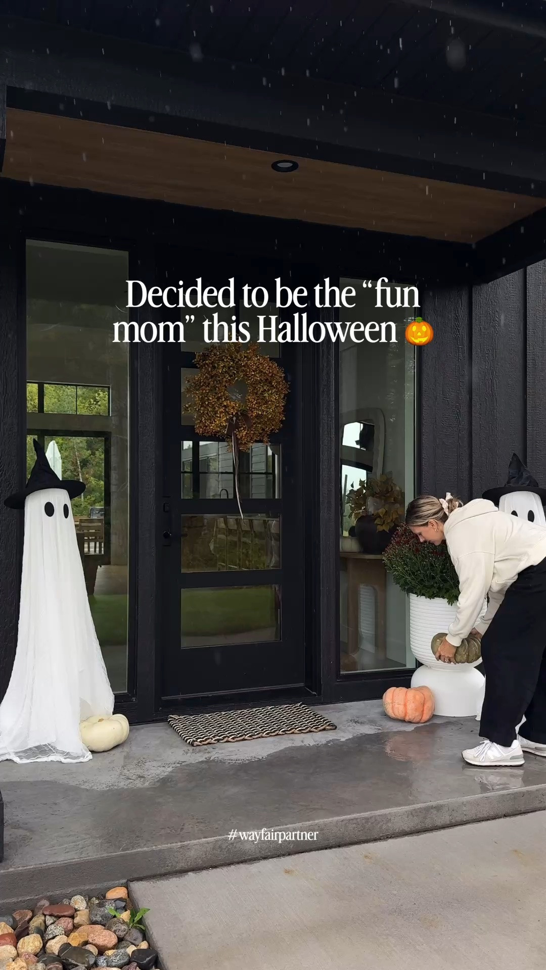 #ad Being the fun mom just got a whole lot easier. 🎃👻
Wayfair has all the Halloween decor you need to make your house extra fun this year.
  #Wayfair @wayfair #wayfairpartner

#LTKSaleAlert #LTKHome #LTKSeasonal
