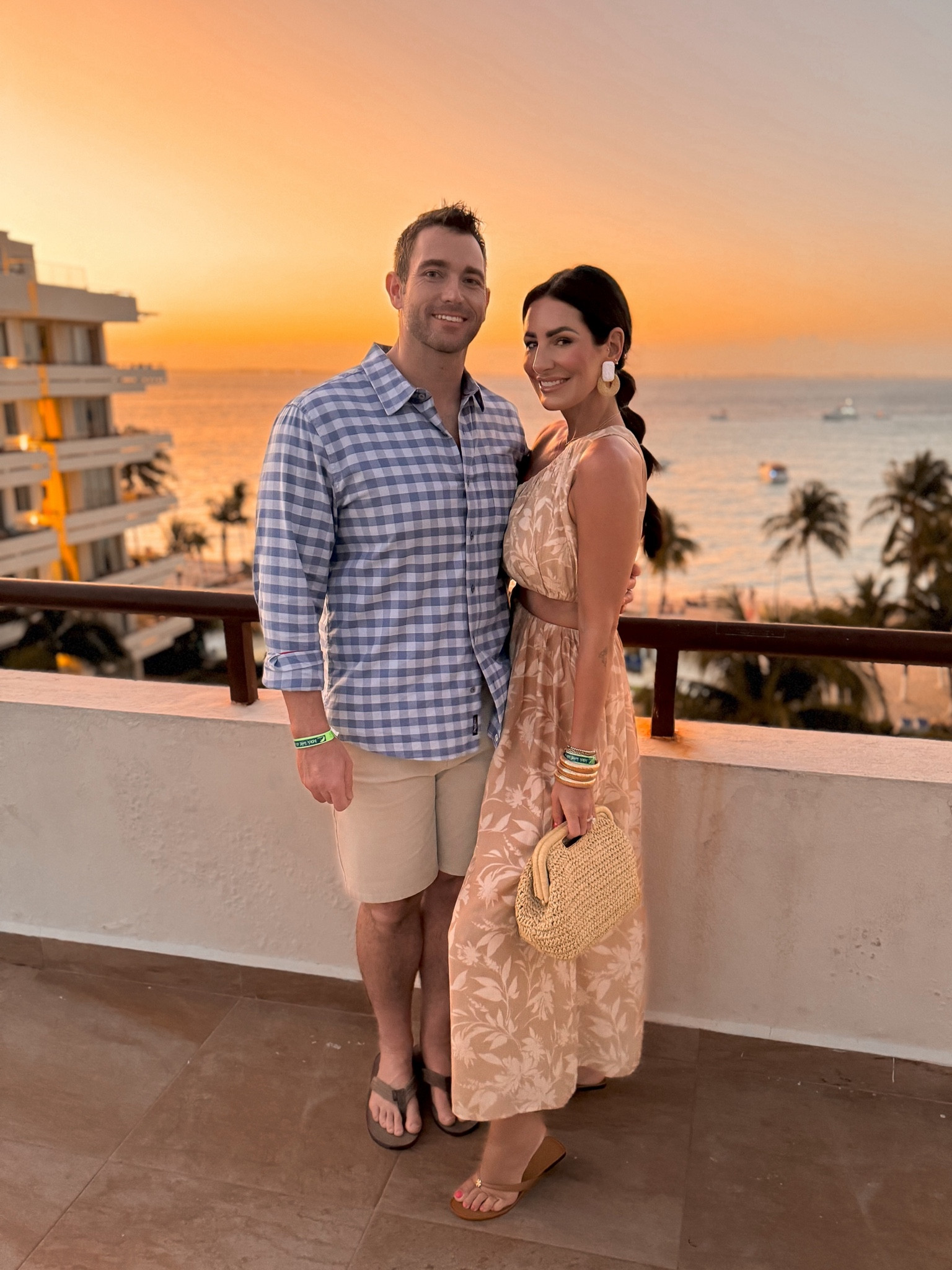 Vacation look 🌴 small tall dress 

#LTKfindsunder50 #LTKfindsunder100 #LTKstyletip