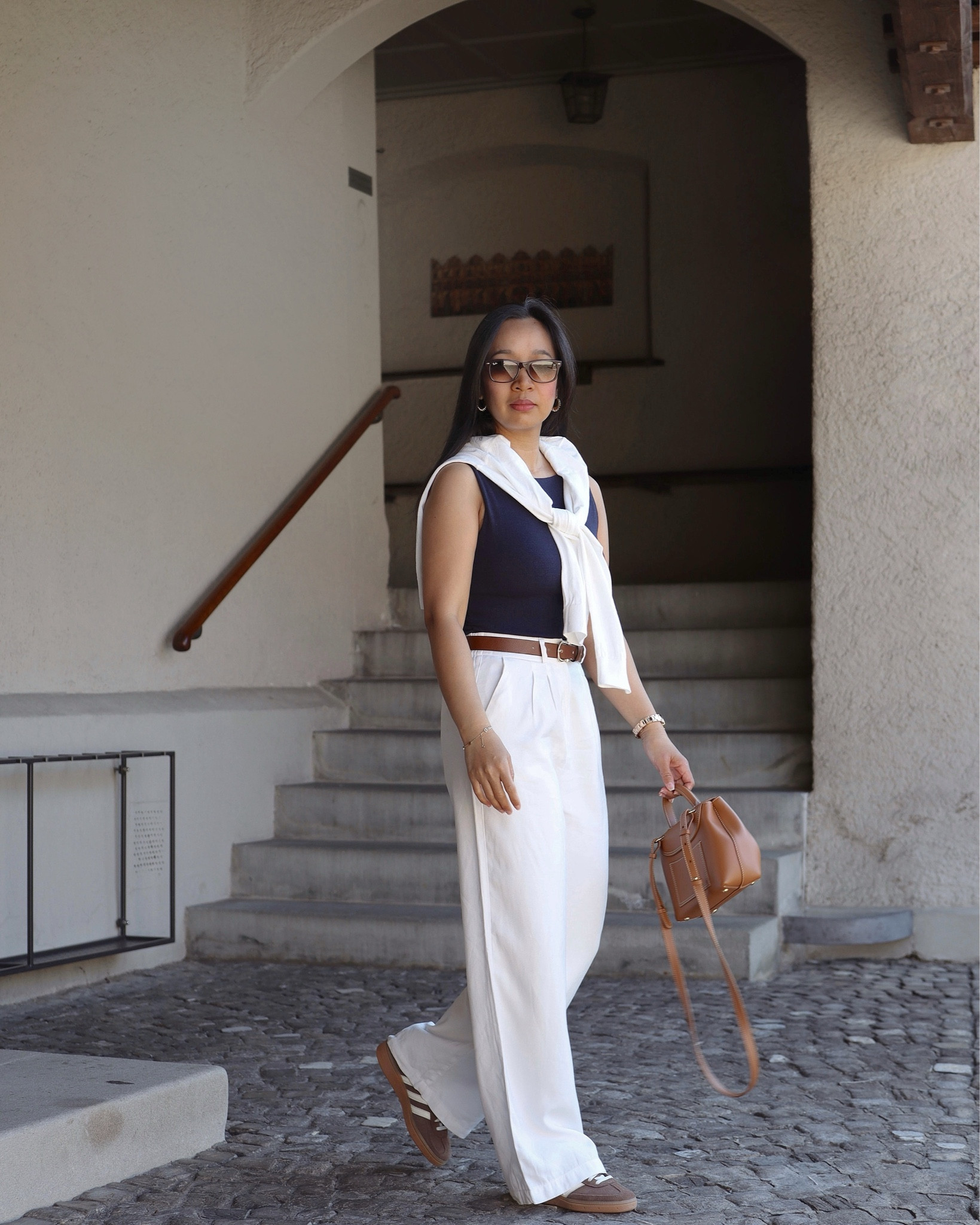 Navy and whitee

#LTKPetite #LTKFindsUnder50 #LTKStyleTip