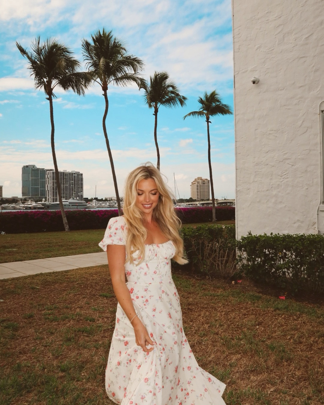 The sweetest feminine milkmaid dress 💕🎀

#LTKootd