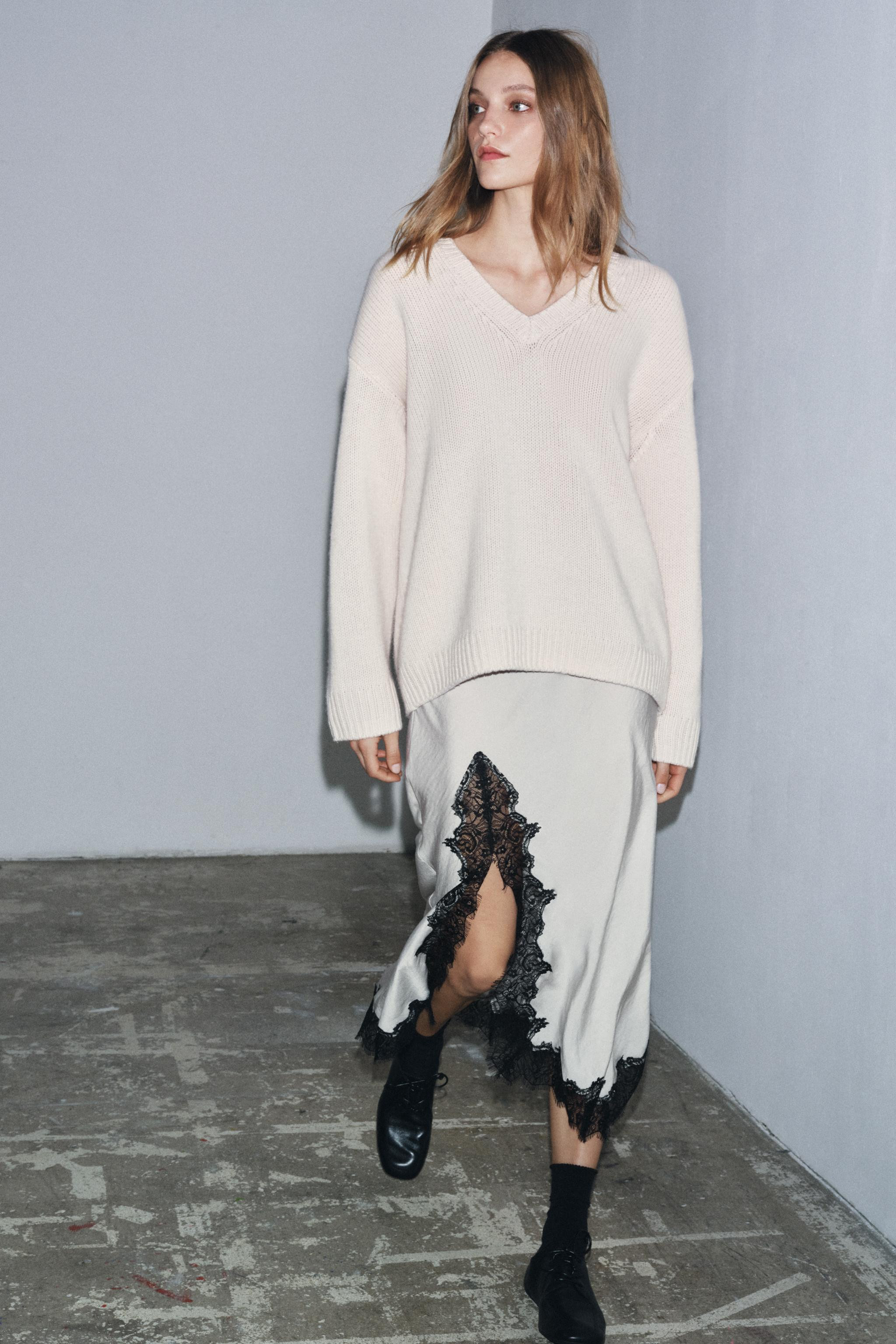 ZW COLLECTION LACE MIDI SKIRT | Zara AU