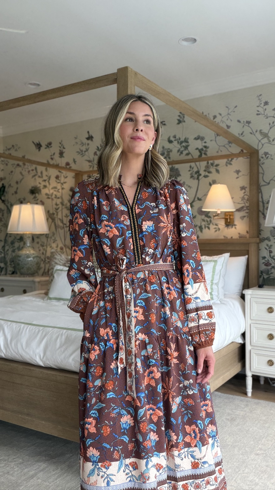 fall haul under $150! so many good early fall pieces + a few fit notes on everything!

olive + olive stripe tops: wearing a small in both + TTS. such an easy fit that doesn’t need to be tucked. the seersucker stripe is perfect for early fall while it’s still warm, and the solid olive is one of those seasonless staples you’ll wear a million ways.

cropped wide-leg jeans: wearing a 26 + TTS, although I probably could have sized down to a 25 for a slightly more fitted look. higher rise with a cropped wide leg + really comfortable.

dark wash wide-leg jeans: wearing a 26. these are more of a mid-rise (I’m personally more of a high-rise girl!), but I love the darker wash for fall.

gold flats: SO comfortable + truly go with everything. such an easy way to add a little something to a simple outfit.

jewel-tone earrings: the perfect subtle statement. jewel tones are going to be everywhere this fall/winter, but these feel seasonless enough to wear year-round.

floral puff-sleeve top: wearing a small, but I’d say this one runs a little small. I’d consider sizing up, especially if you need more room through the arms.

faux suede appliqué top + skirt: wearing a small in both. I probably could have sized down to an XS in the skirt. love these worn as a set, but they’re even better because both pieces can be mixed + matched separately. such fun colors heading into fall.

printed maxi dress: wearing a small. such an easy throw-on-and-go dress that needs almost no styling — perfect for early fall.

use code CHARLI15 to save on your first @shopavara order 🤎

#LTKootd #LTKSeasonal #LTKgrwm