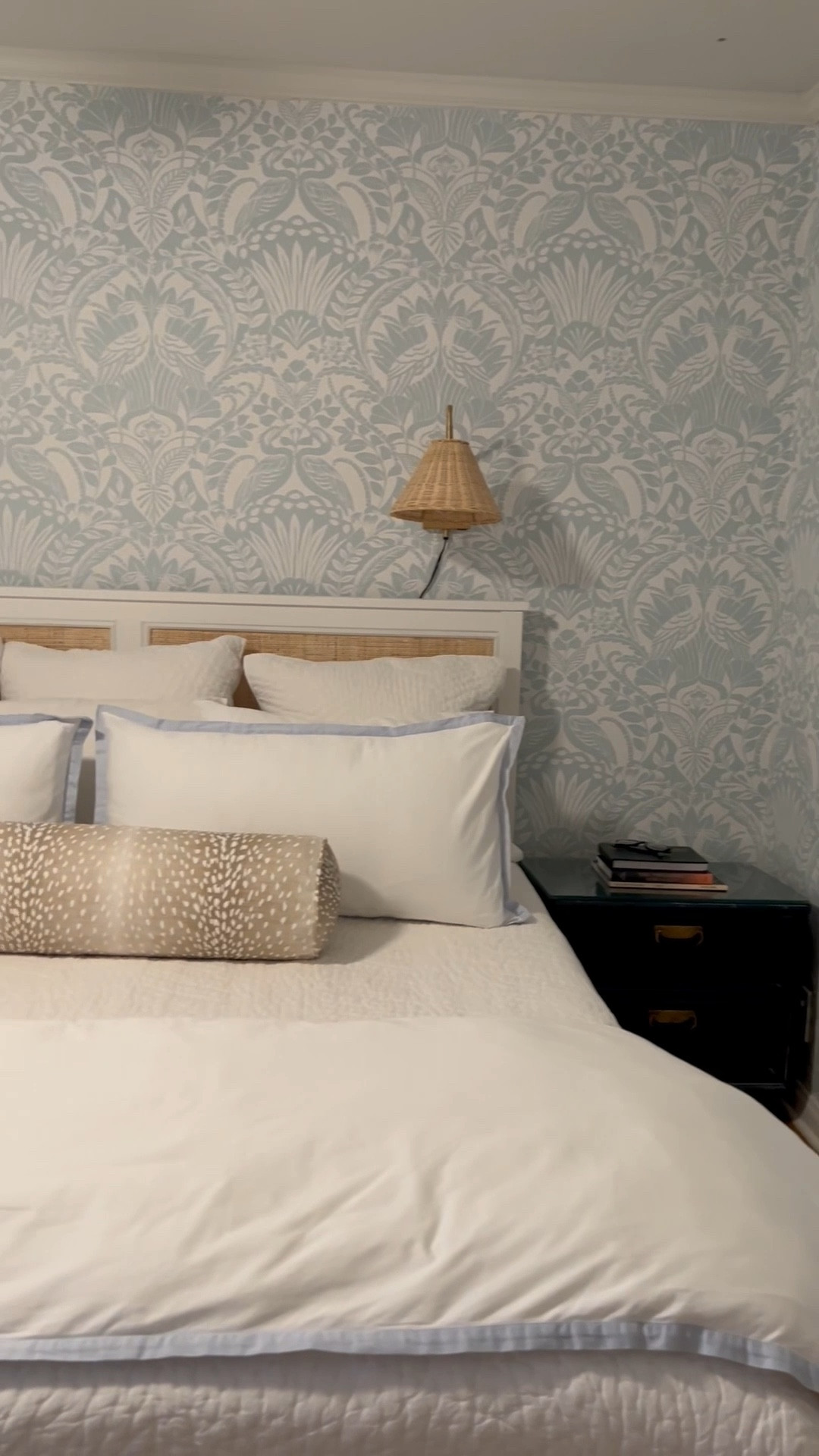 Vintage coastal bedroom 

#LTKStyleTip #LTKHome #LTKFindsUnder100