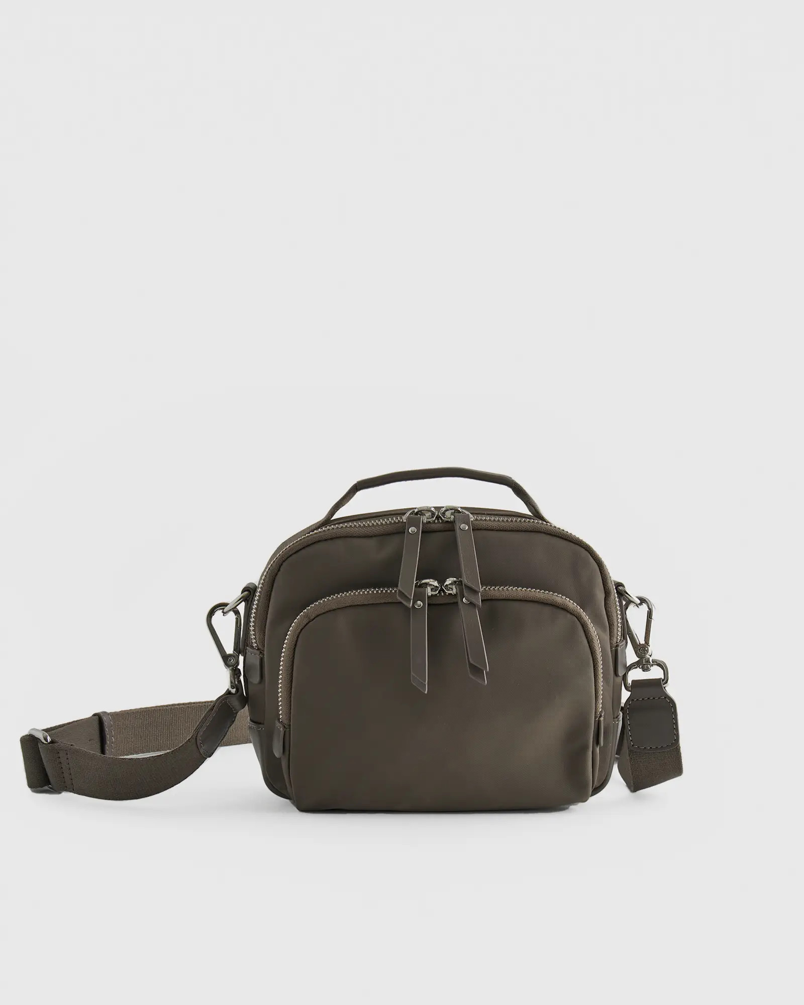 Revive Nylon Camera Crossbody | Quince