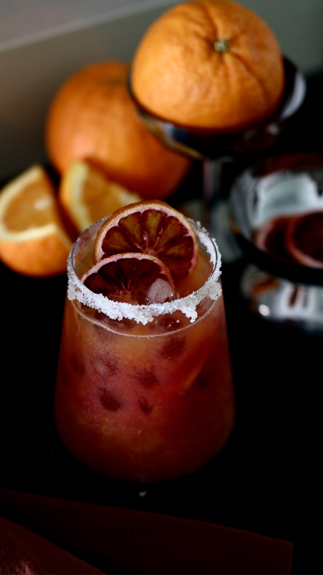 Autumn is finally here, which makes it the perfect season to enjoy this delicious Burnt Orange Mocktail with a friend 🩸 🍊🥂

Ingredients:
Orange + sugar rim (optional)
Ice
1 1/2 oz fresh squeezed orange juice
1 oz blood orange juice
2 tsp of peach syrup
Garnish dehydrated blood orange slices

#mocktailrecipe #mocktailgirlie #falldrink #autumn #nonalcoholicdrink