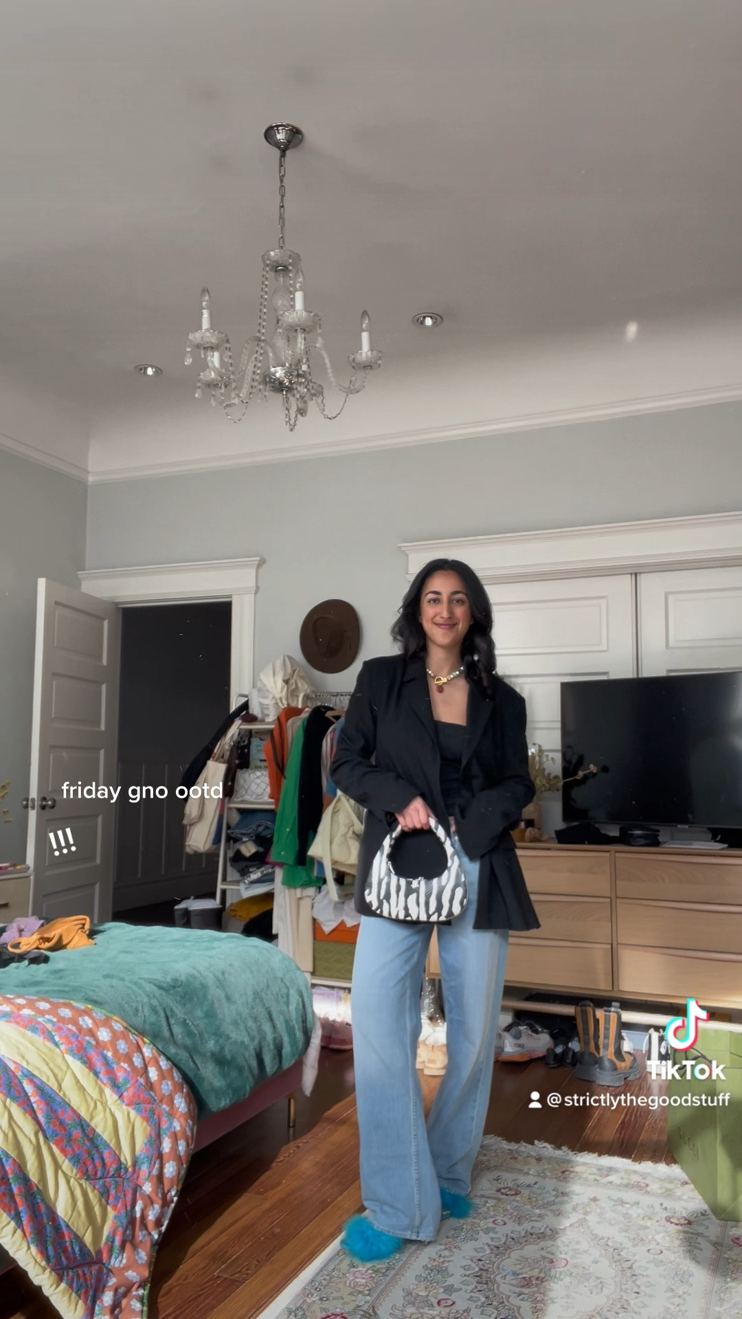 friday night ootd !!! gno with cutie shoes + bag 💘

#LTKfit #LTKstyletip #LTKshoecrush