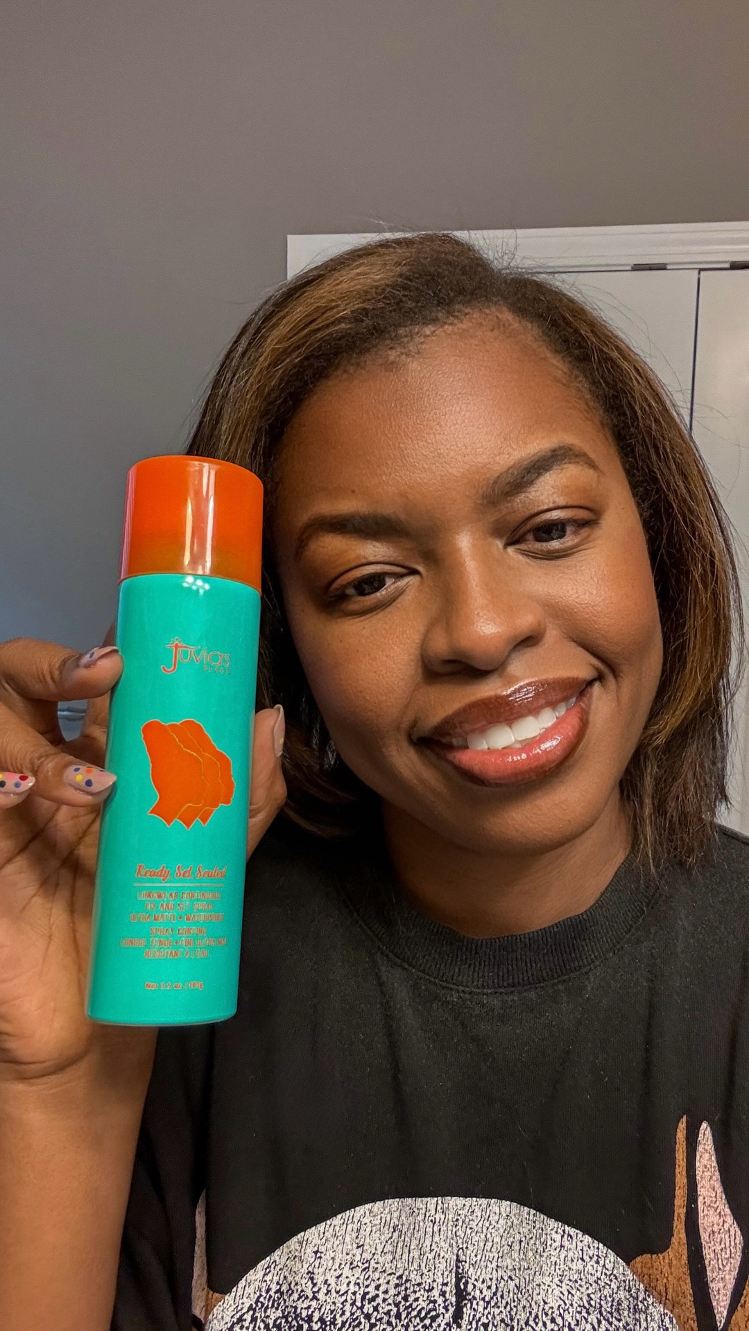 #sponsored I found your new favorite setting spray from @juviasplace. It’s waterproof and gives a matte finish to keep your makeup in place, even on a run in hot weather (I tested it for you).

#LTKBeauty #LTKselfcare