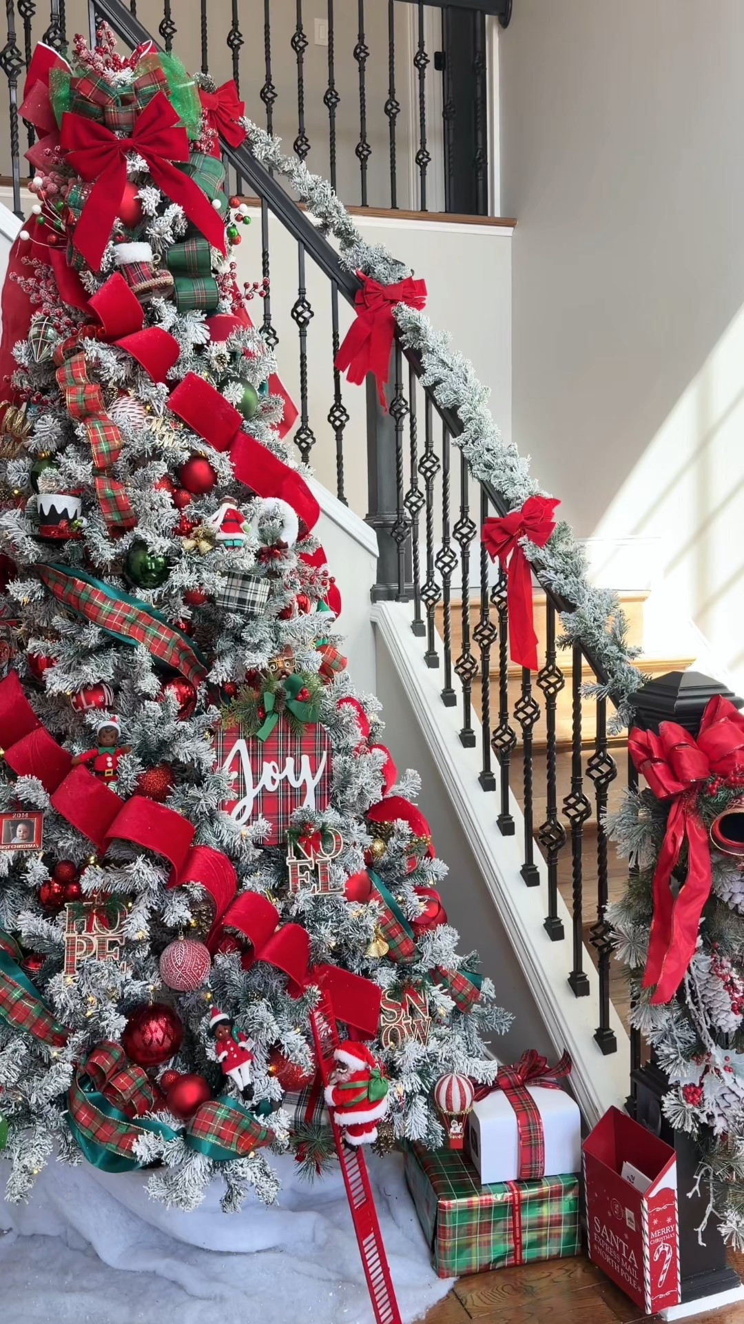 Plaid Christmas??🎄 Whose tree is up?? 

#LTKHoliday #LTKSeasonal #LTKFamily