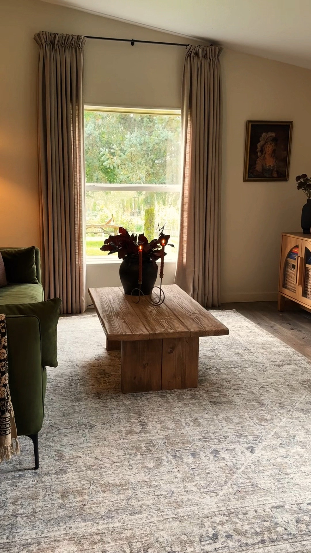 So excited to have partnered with @loloirugs for the new @chrislovesjulia collection! 

I went with the Ida Slate Natural. It has a vintage-inspired look and a soft, textured feel, kind of like a hand-knotted rug. The earthy tones and durability make it a great fit for busy spots like the living room, kitchen, or hallway.

#cljxloloi

#LTKFamily #LTKVideo #LTKHome