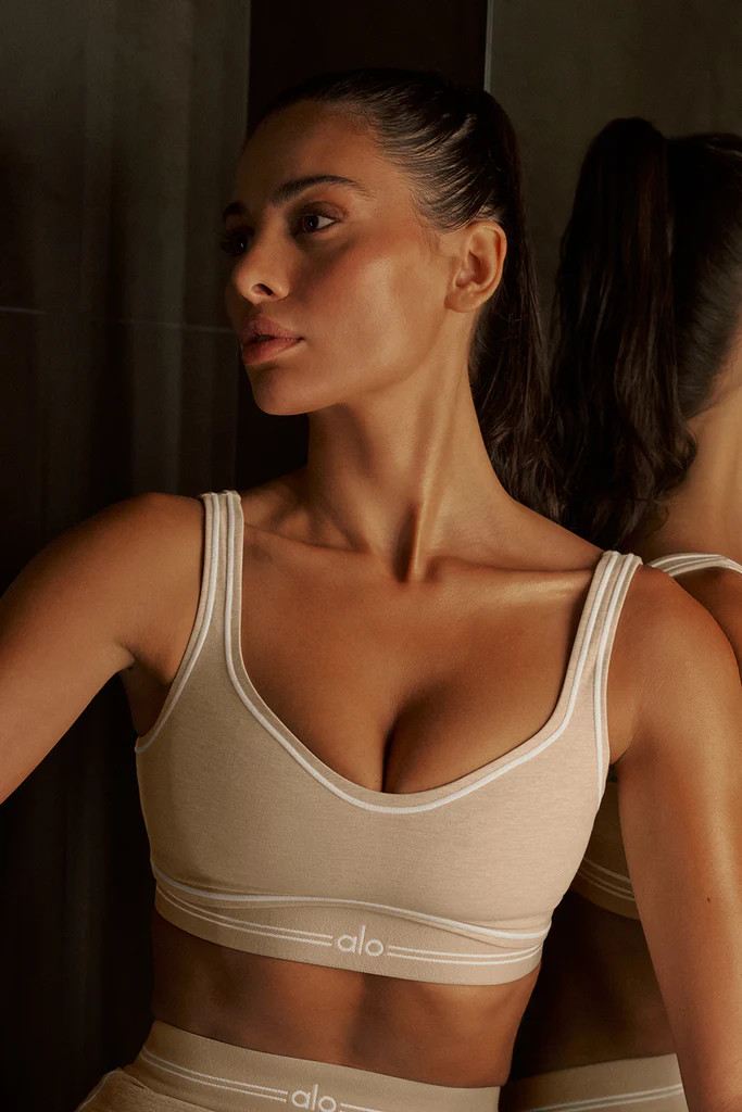Alosoft Heart Throb Bra | Alo Yoga (US)