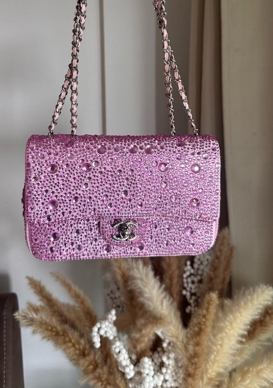 It’s a stunning bag, gorgeous the quality is amazing. Must have 🔥 

#LTKGiftGuide #LTKBeauty #LTKxMadewell