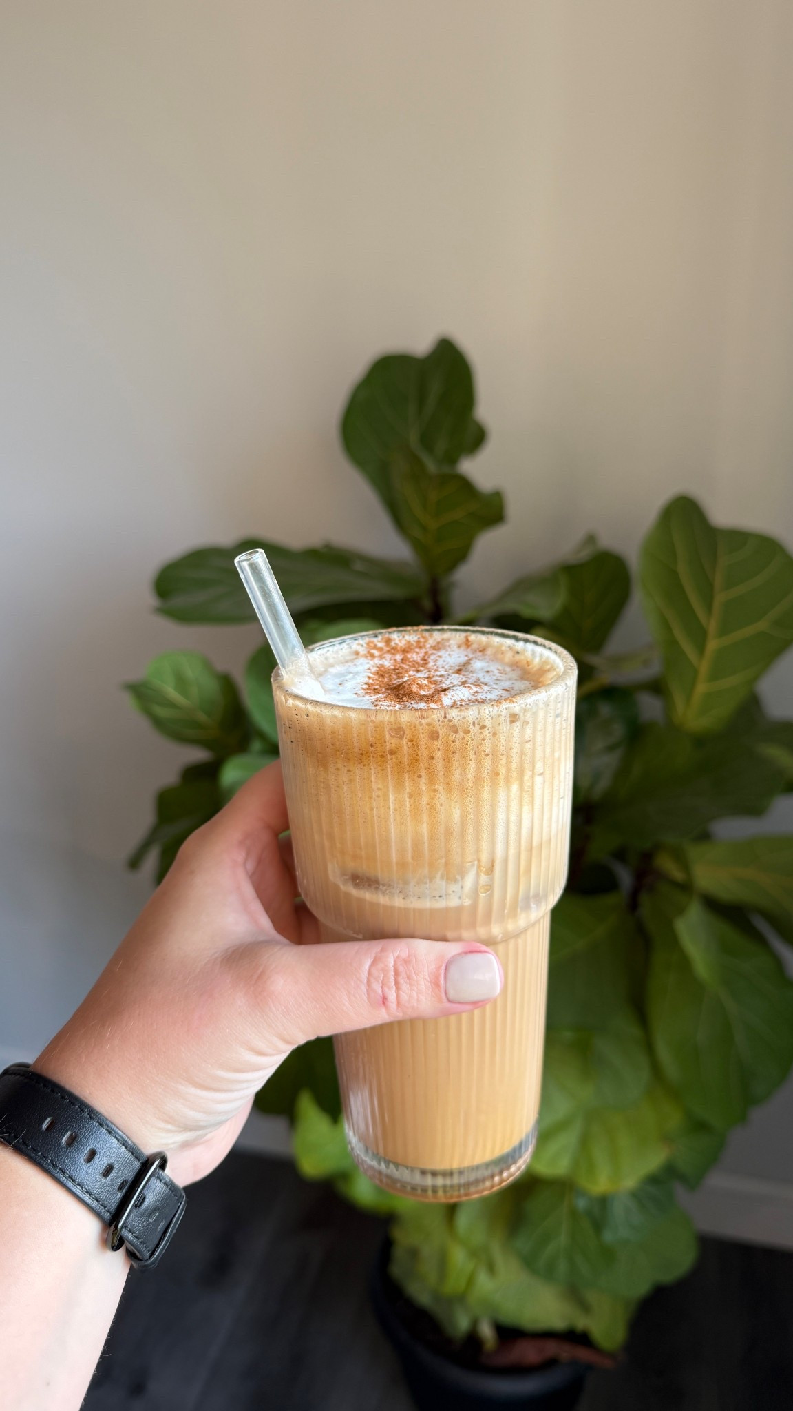 These cups have been my go to for my daily coffee drinks. Love that they come with lids and glass straws. 🎉

Coffee cups, glass cups, tumblers with lids

#LTKFindsUnder50 #LTKSeasonal