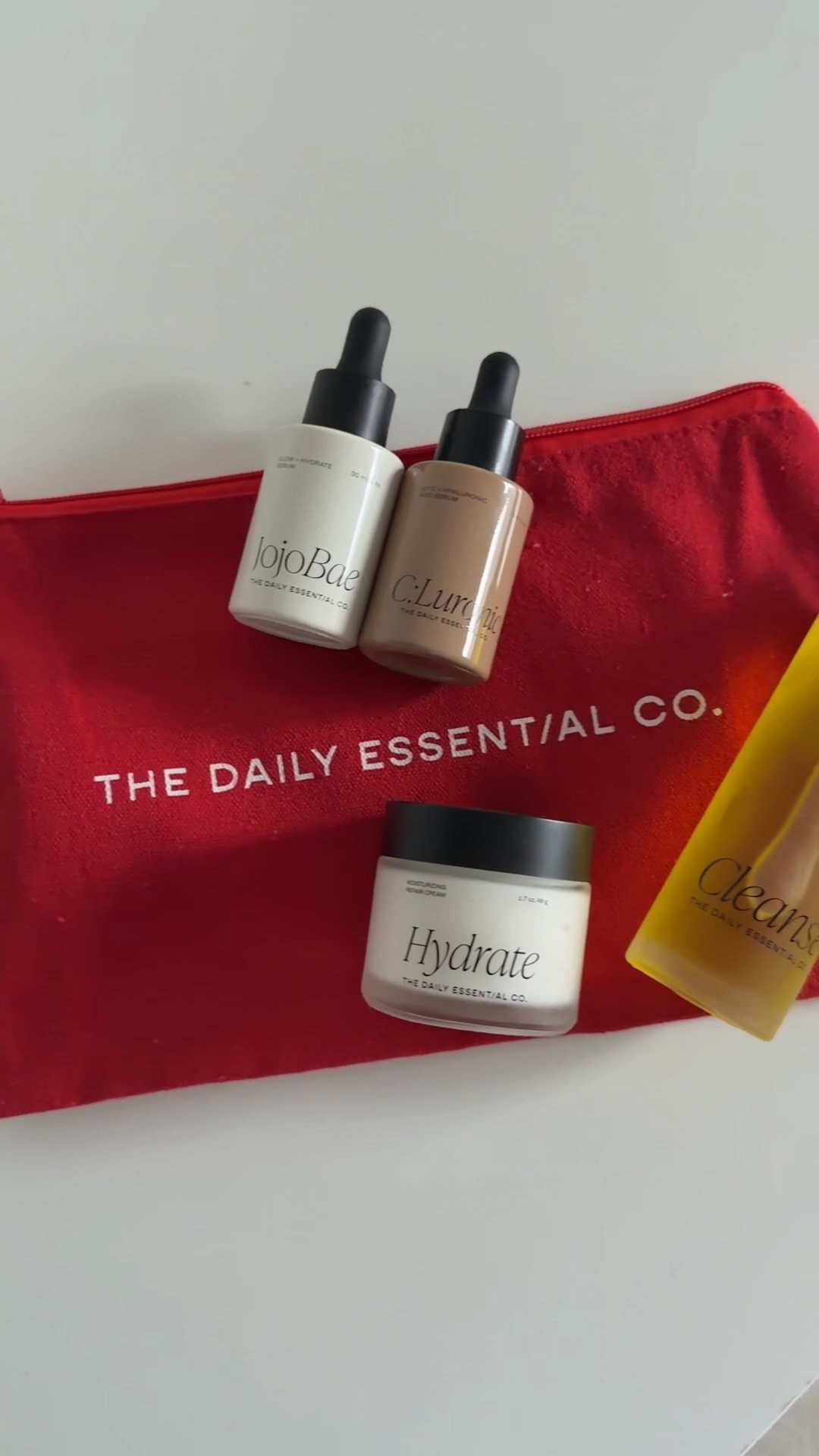 Come, hang out with me this morning!
@Dutch Bros Coffee
@target - throw pillows, throw blanket, comforter,
@Amazon Fashion -
headband
@Hobby Lobby -garland
@Puzzlefolk - puzzle
@The Daily Essential Co. -skincare
@tarte cosmetics - concealer, maracuja lip oil, bronzer stick
@Maybelline New York - mascara
@H&M - pants @aerie - socks
@adidas - shoes #christmasdecor #christmas #dayinmylife #momlife #sahm

#LTKHoliday #LTKdayinmylife #LTKHome