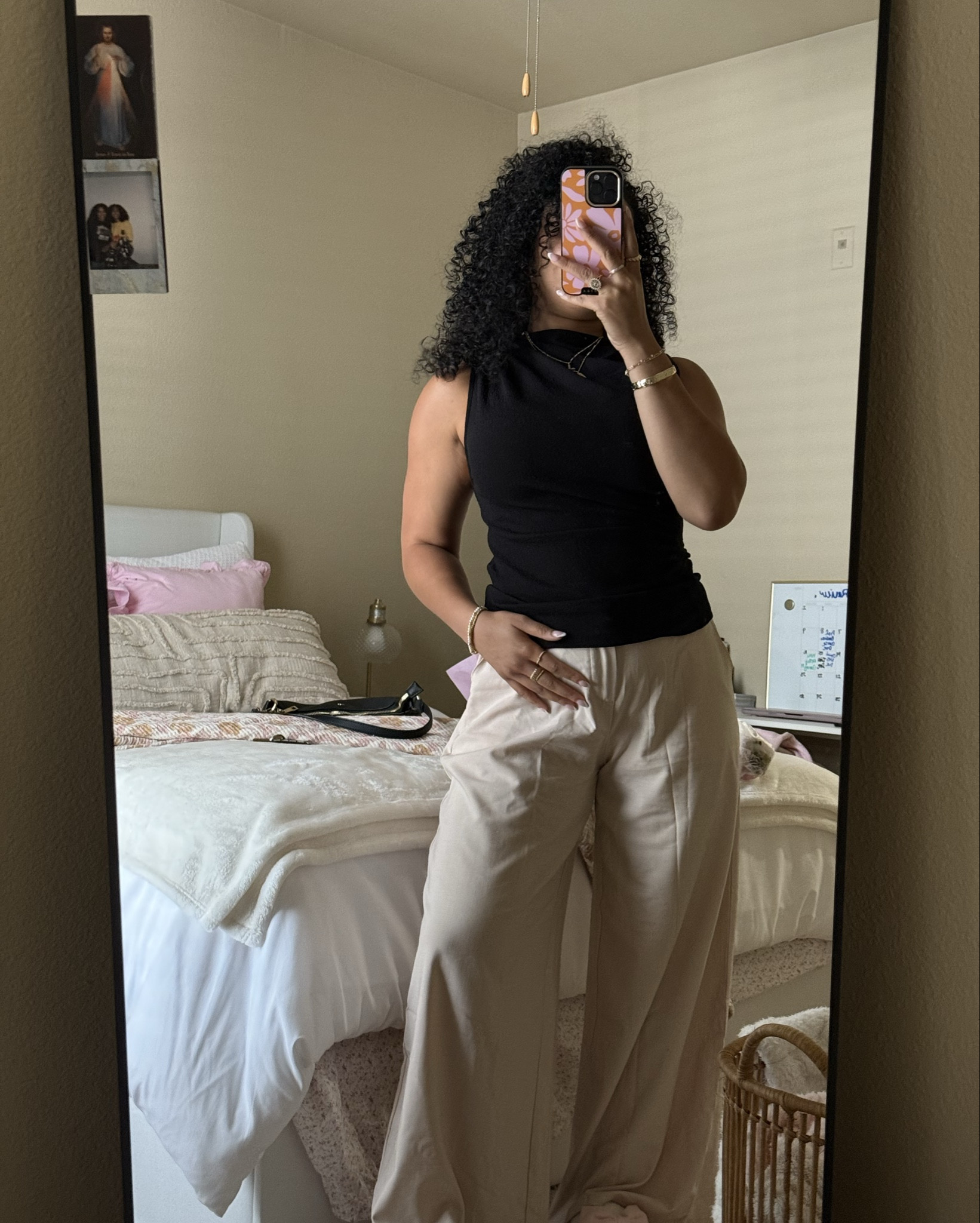 Size M both top and bottom! 

#LTKFindsUnder50 #LTKStyleTip #LTKMidsize