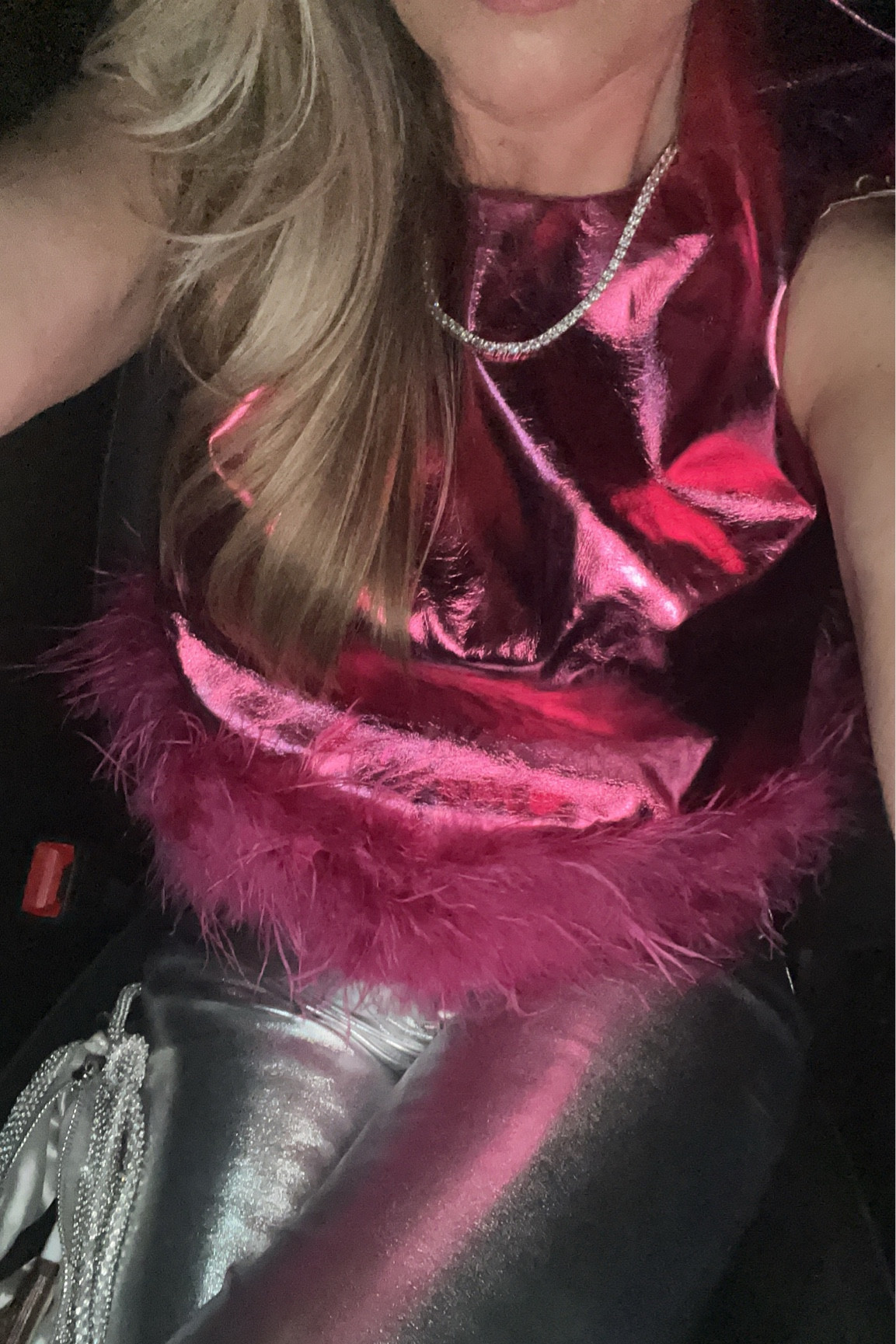 Christmas party outfit 
Wearing an XS in the top and 0 short in the bottoms



#LTKparties #LTKHoliday #LTKSeasonal