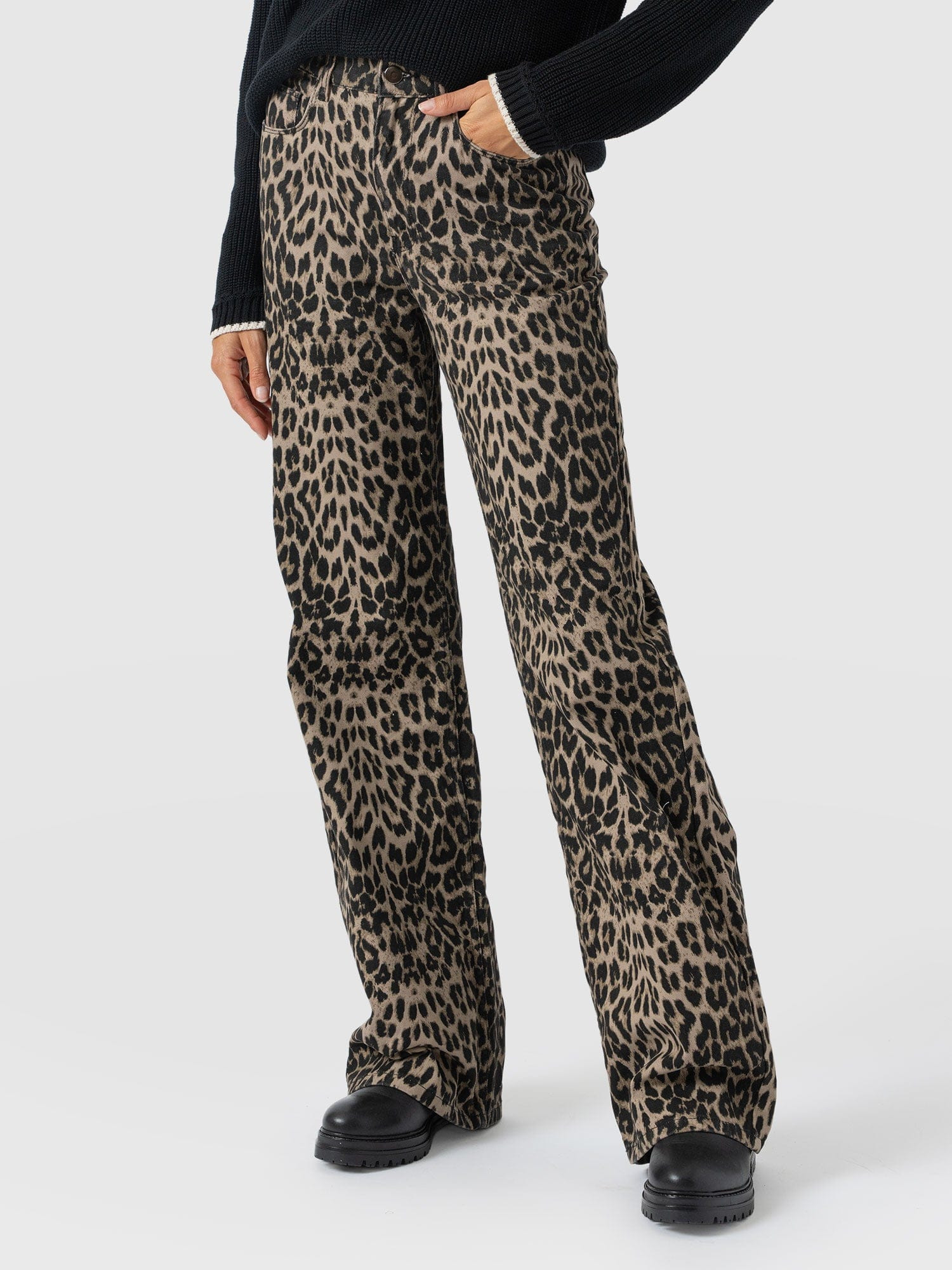 Adjustable Wide Leg Jean - Leopard | Saint + Sofia