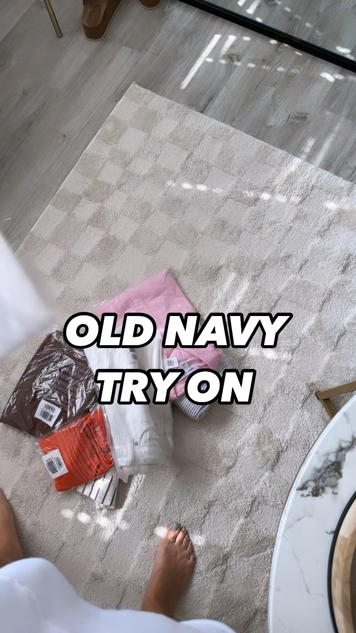 Old Navy Try On 🌸🙌🏼  sharing my latest Old Navy order! Tons of cute spring staples and spring must haves! 

Follow me for more affordable fashion and Old Navy finds! 

Wearing:
Linen pants- small
Swim top- large
Swim bottoms- small
White tee- small
Linen shorts- small
Jean shorts- 6
Oxford shirt- small
Tees- smalls

#LTKSeasonal #LTKstyletip #LTKsalealert
