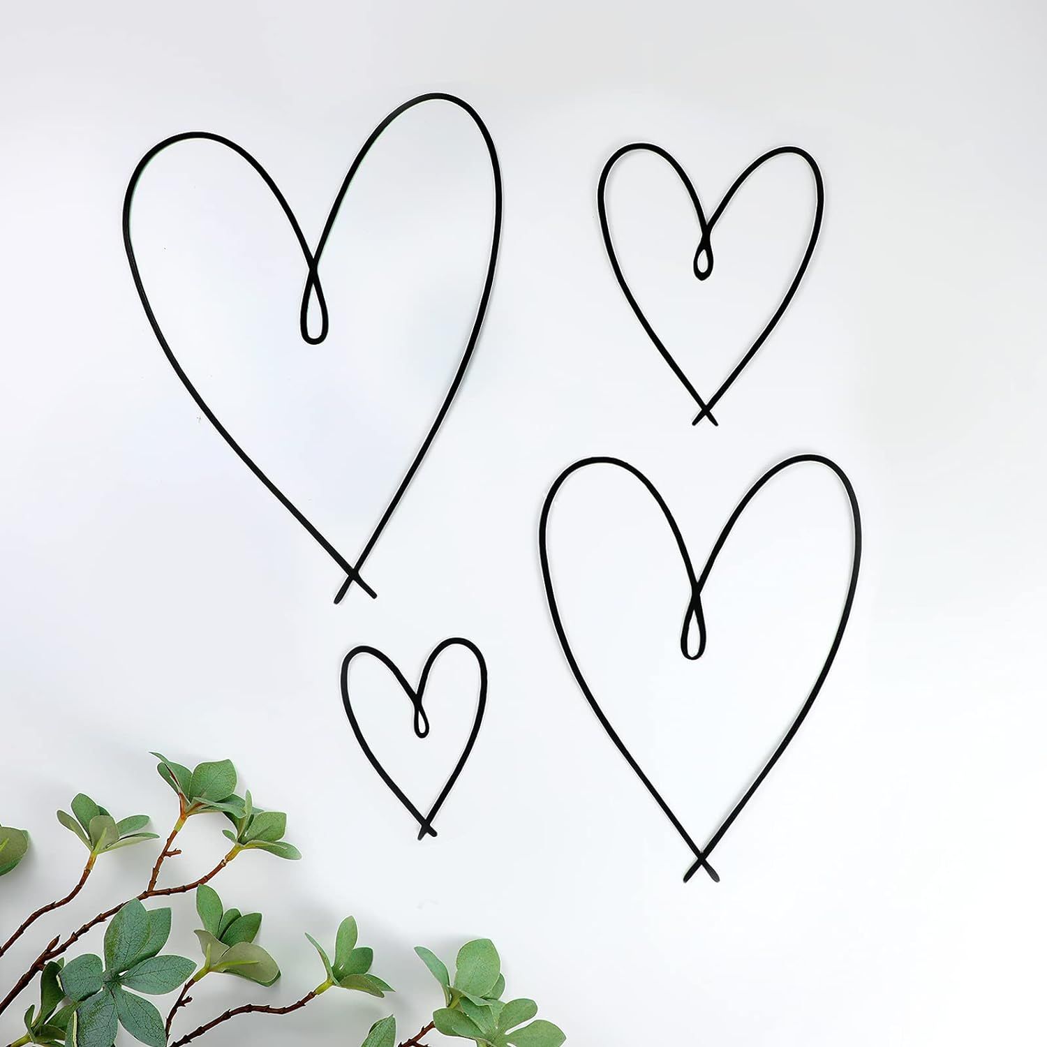 4 Pieces Metal Heart Wall Art Décor, Love Heart Wall Decoration Sign Metal Wall Ornaments for Va... | Amazon (US)