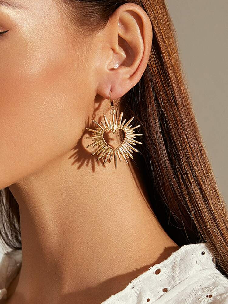 1pair Hollow Out Heart Drop Earrings | SHEIN