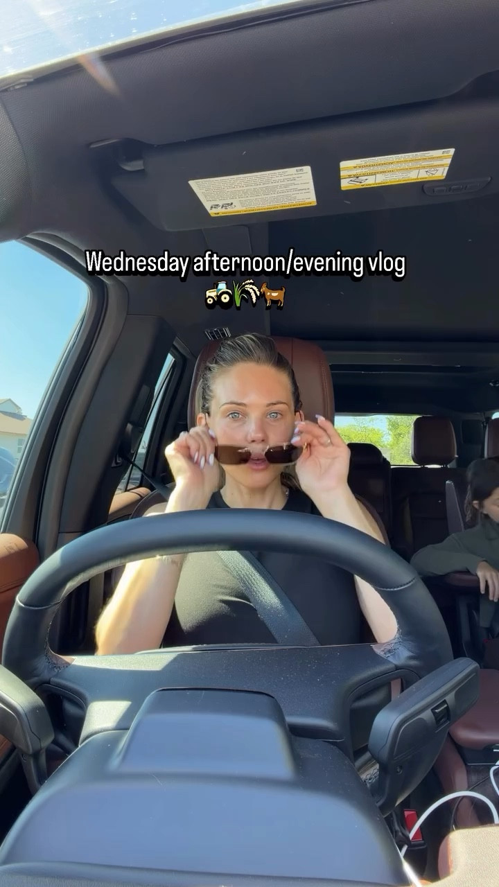 Skyla had her first appointment at our new dentist. I started getting really annoyed with the last one and this office makes us feel so at home 🥰🥹 I wanted to show yall barn updates as well! I should have written down everything I used in this curry because I ended up not having any of the sauce ingredients for the recipe and had to improvise! It was 10/10! I am a curry FREAK! #vlog #minivlog #ditl