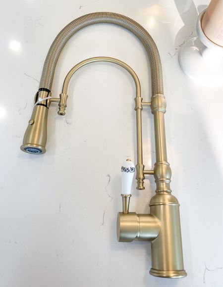 Gold kitchen faucet
Home decor
Kitchen decor
Amazon
Faucet
Gold accents 


#LTKhome