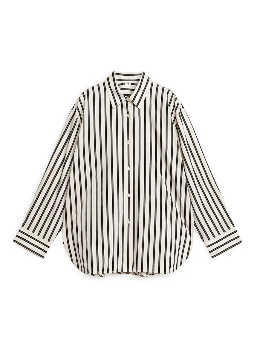 Relaxed Poplin Shirt - Off White/Black - ARKET CY | ARKET (US&UK)