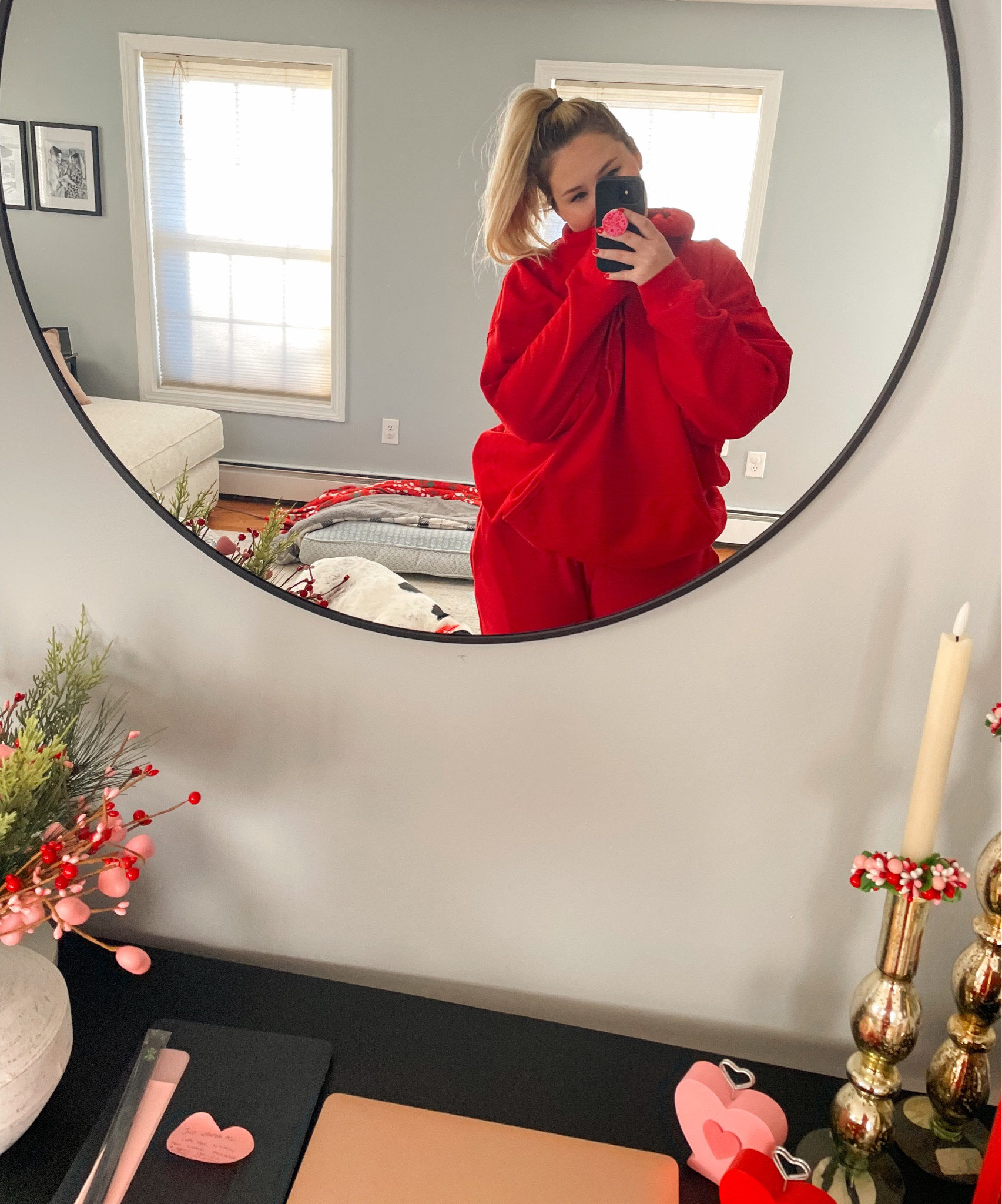 DIY Red Sweatsuit Set 🌹

#plussizedsweatsuit
#sweatsuit
#amazonfinds
#amazonplussized
#plussized

#LTKplussize #LTKfindsunder100 #LTKfindsunder50