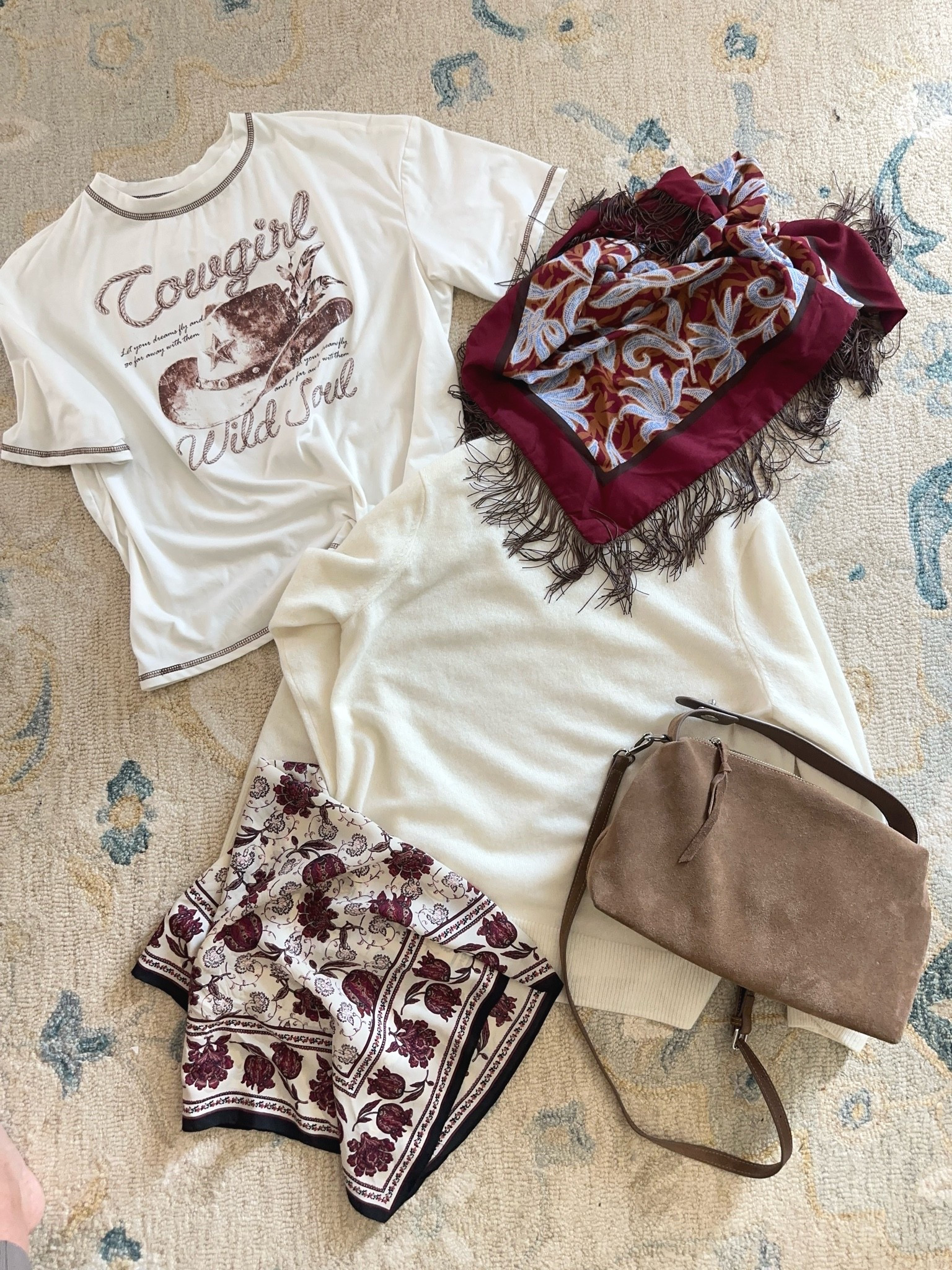 Some pieces I found lately that I’m loving for the transition to fall. 

This crew neck cashmere sweater is a great buy and comes in several colors. 

Lots of great pieces here that are very budget friendly. 

fall wardrobe • fall transition clothing • cashmere sweater

#LTKOver40 #LTKootd #LTKgrwm