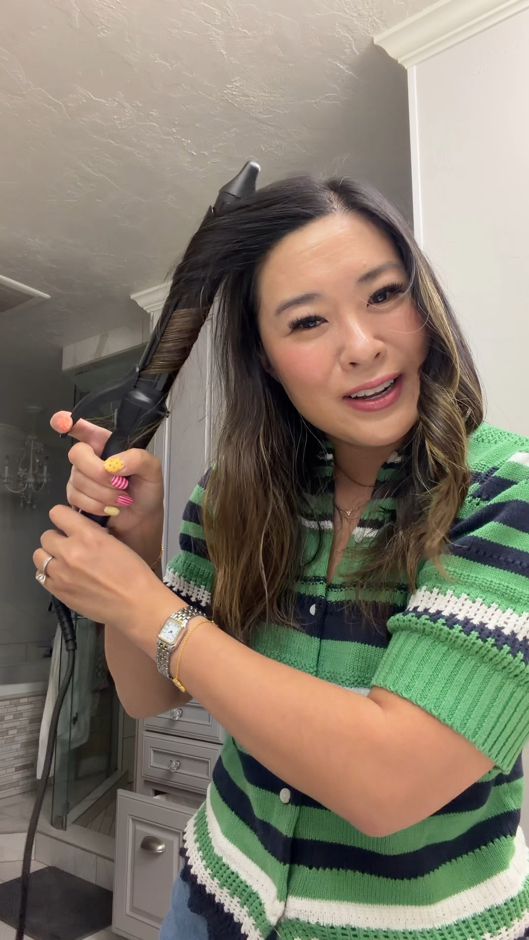 Nordstrom Sale fave - Bionic long barrel curling iron! Hair curling tutorial