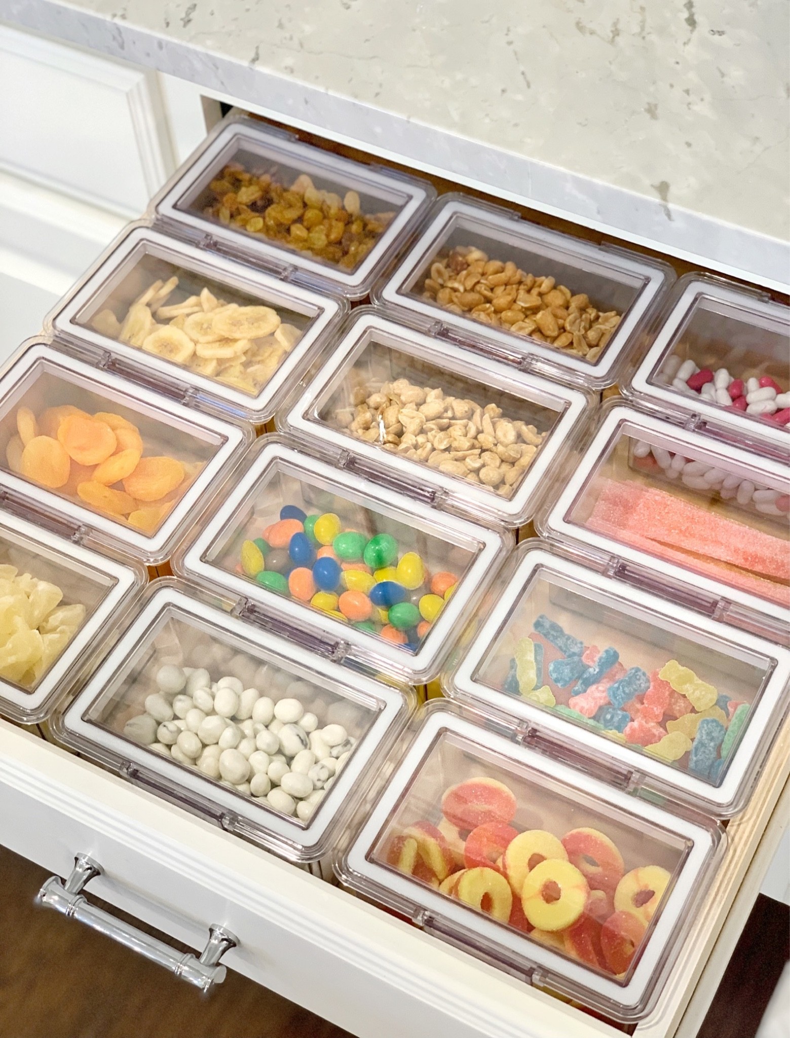 My small canisters are back in stock and under $30 for a pack of 6! 

Snack drawer, candy drawer, pantry organization, kitchen organization, the home edit 

#LTKhome #LTKsalealert #LTKfamily