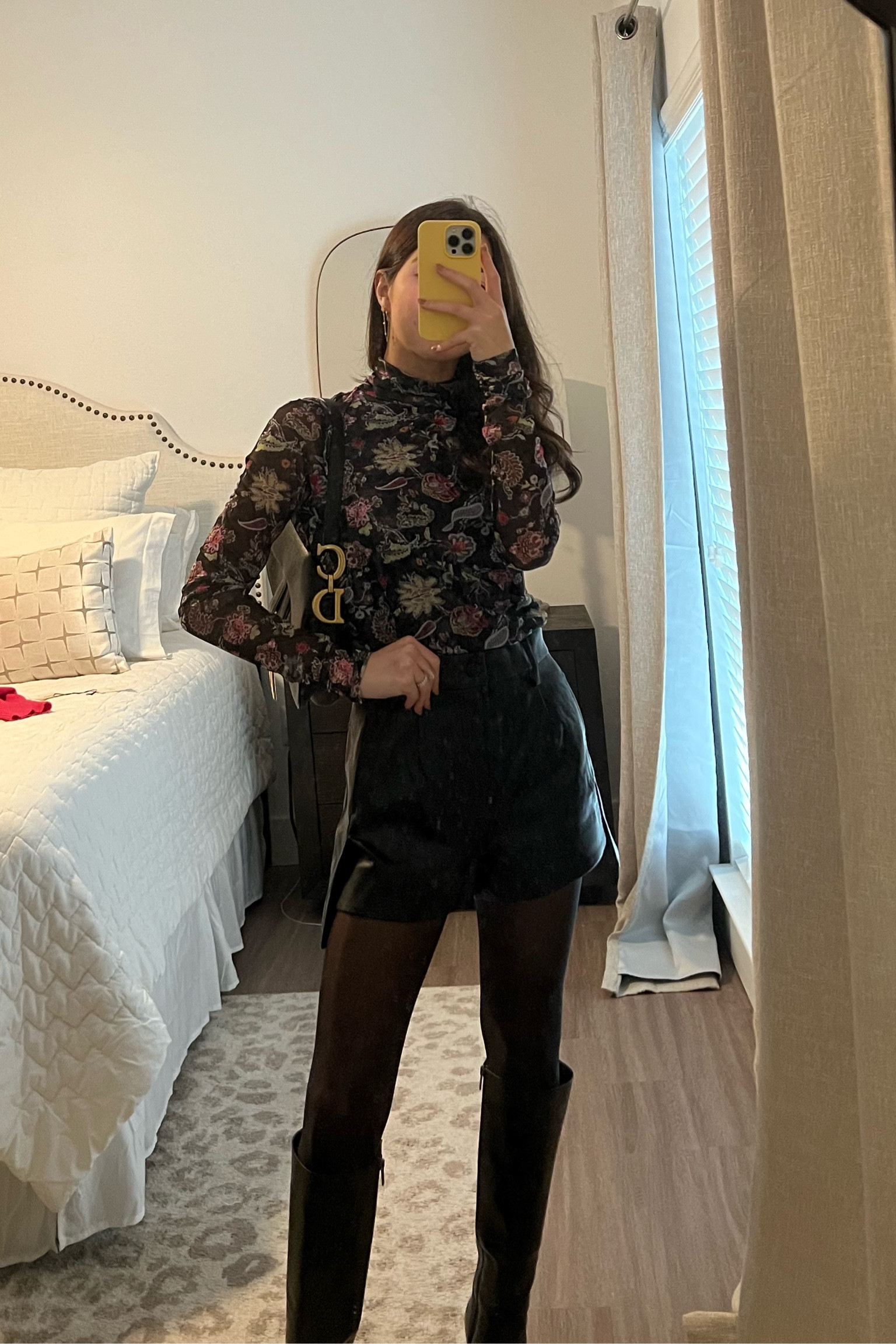 Fall and Winter Outfit Idea 

#LTKitbag #LTKstyletip #LTKHoliday