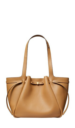 Tory Burch Romy Tote in Tan. | Revolve Clothing (Global)