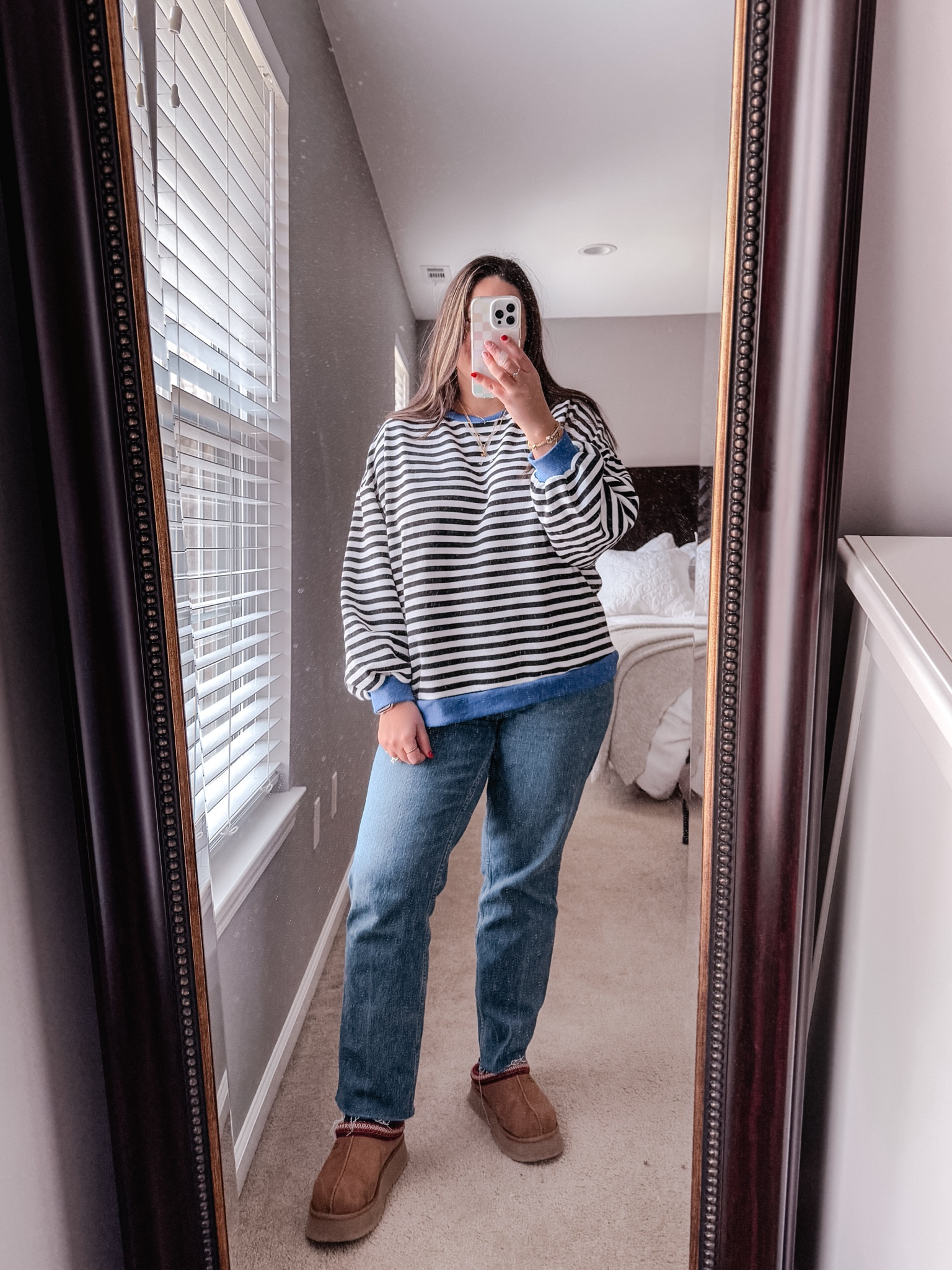 Mom ootd 💙🖤

#LTKSaleAlert #LTKMidsize #LTKStyleTip